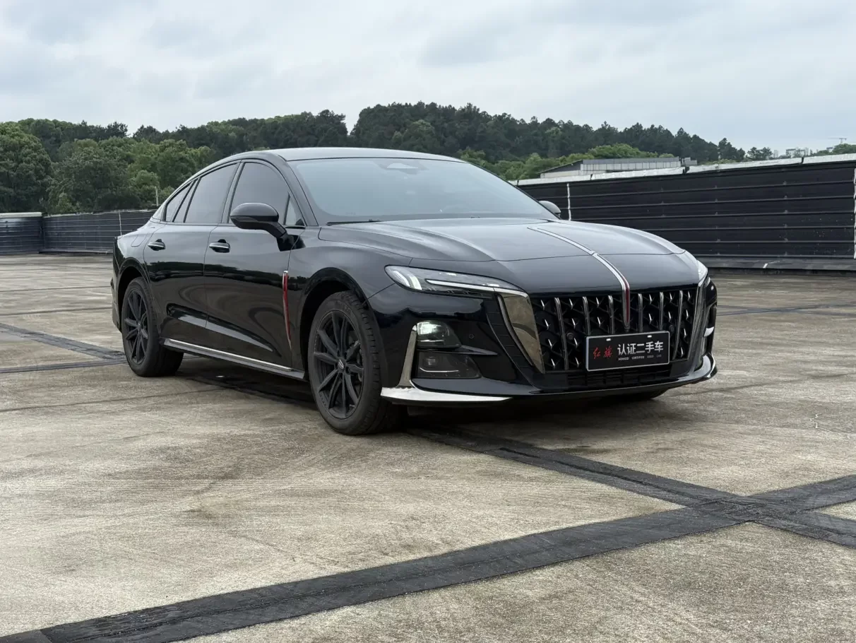 Hongqi H6