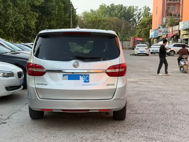 Buick GL8