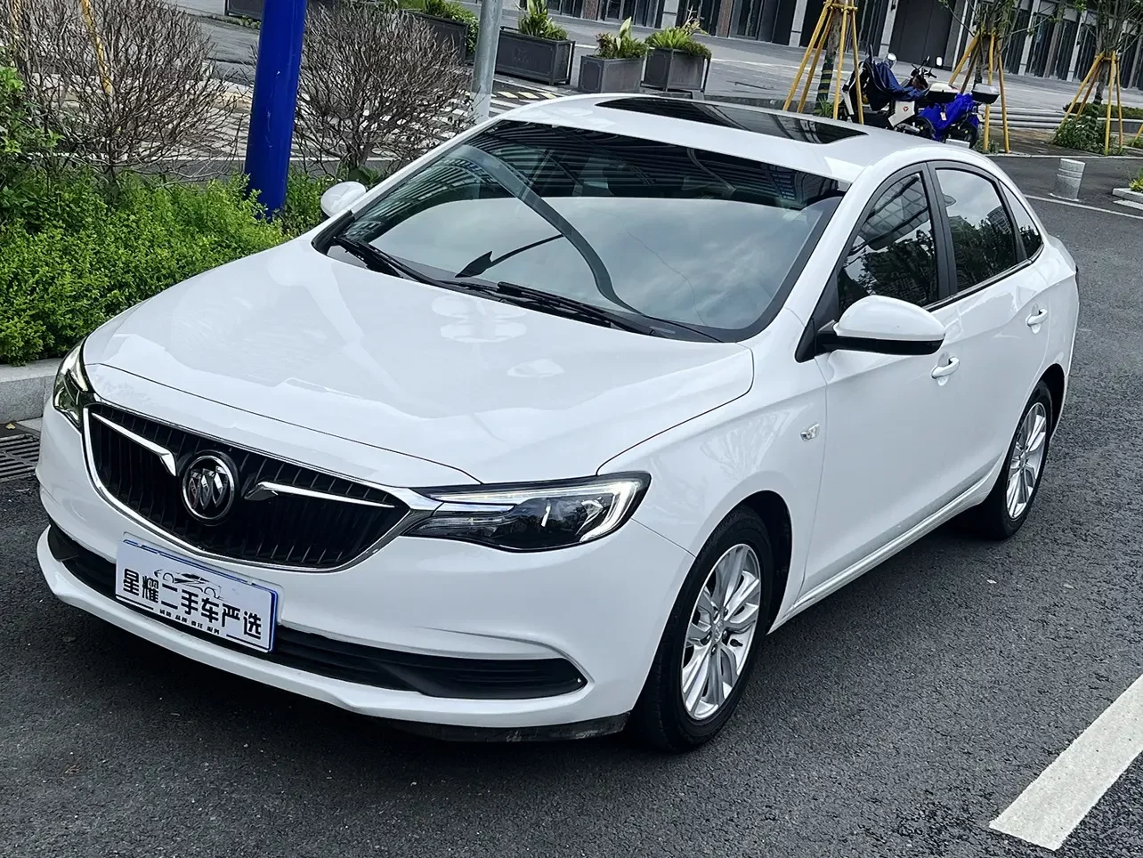 Buick Yinglang