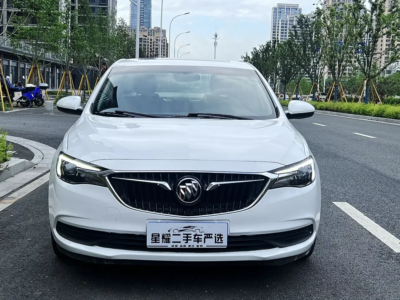 Buick Yinglang