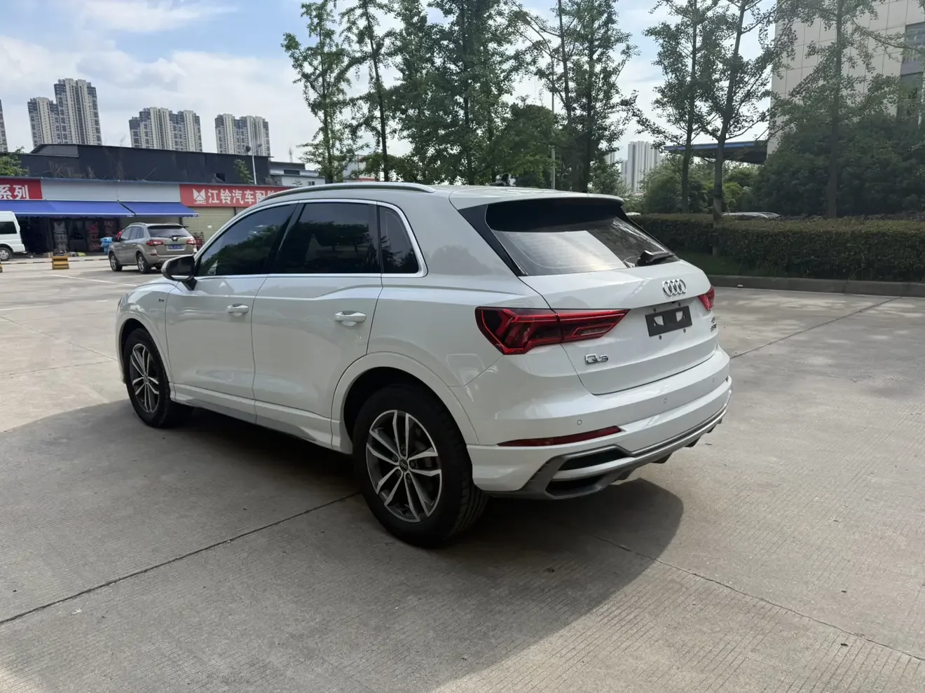 Audi Q3