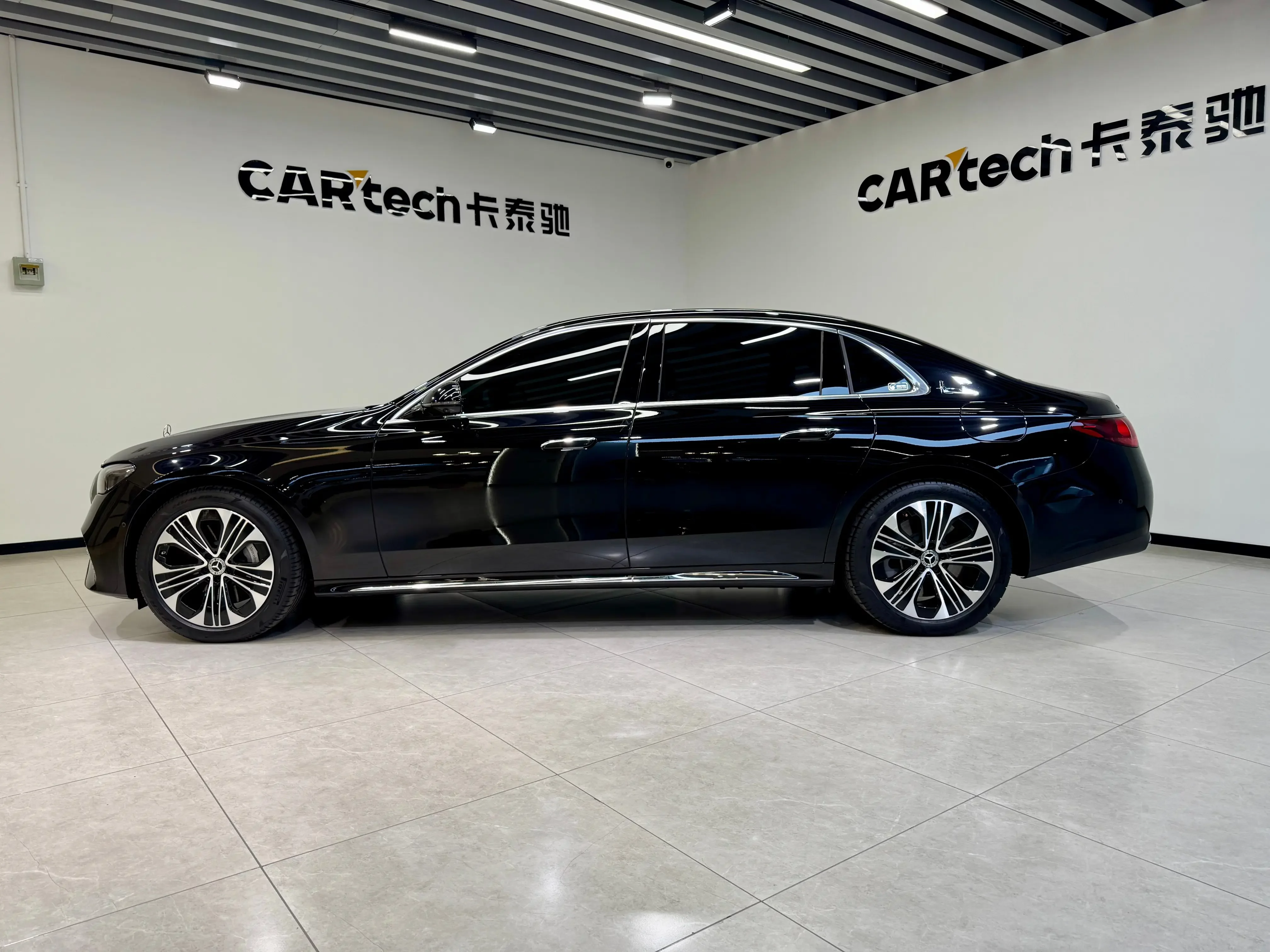 Mercedes-Benz E-Class PHEV