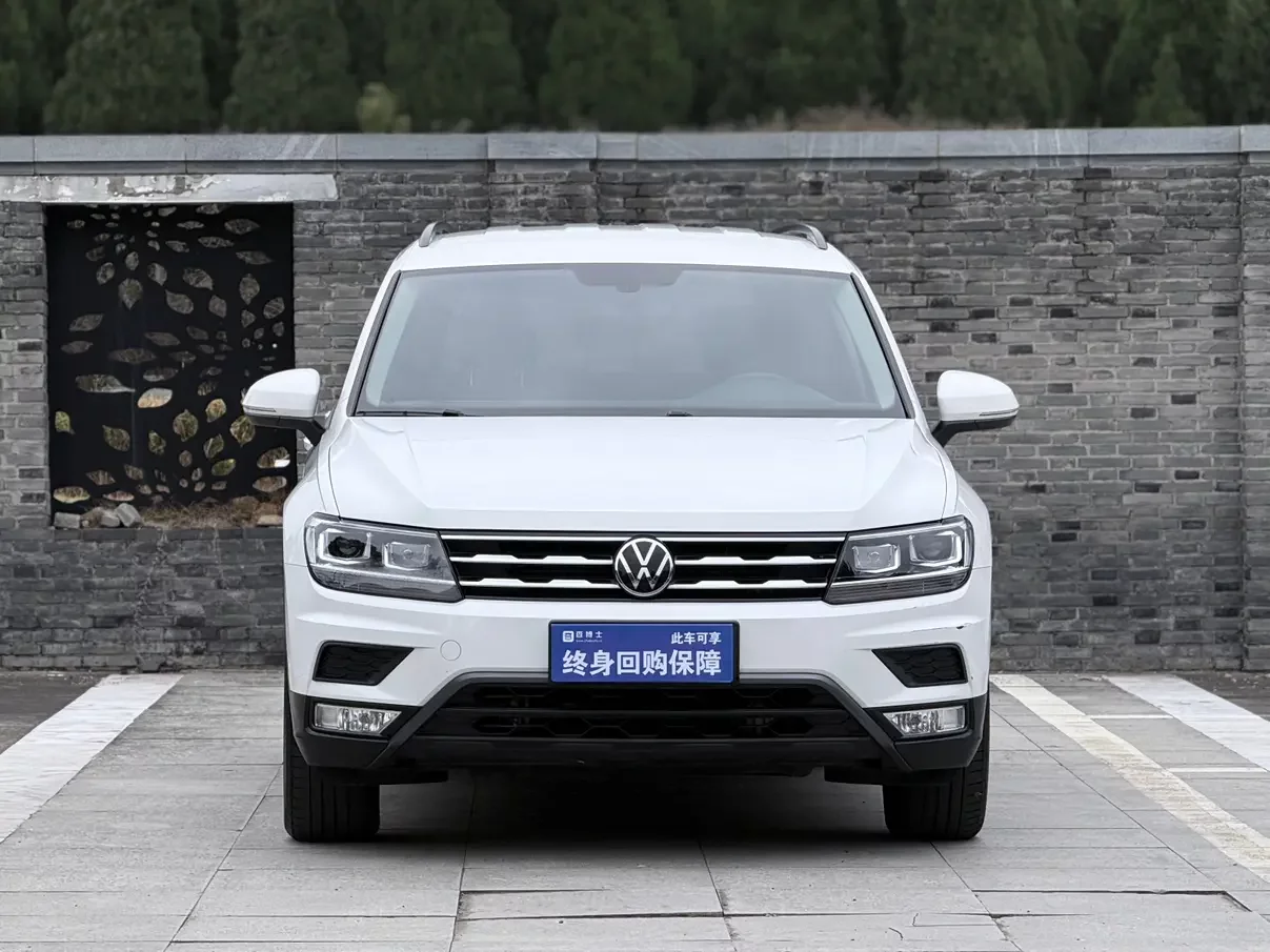 Volkswagen Tiguan L