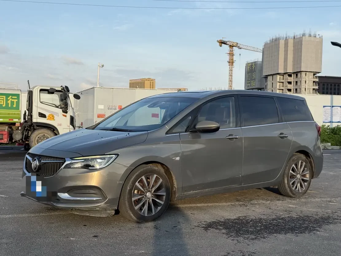 Buick GL6