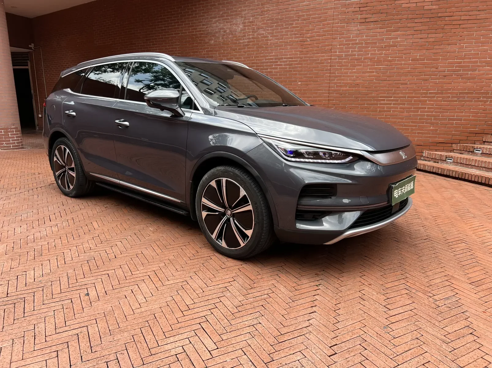 BYD Tang EV