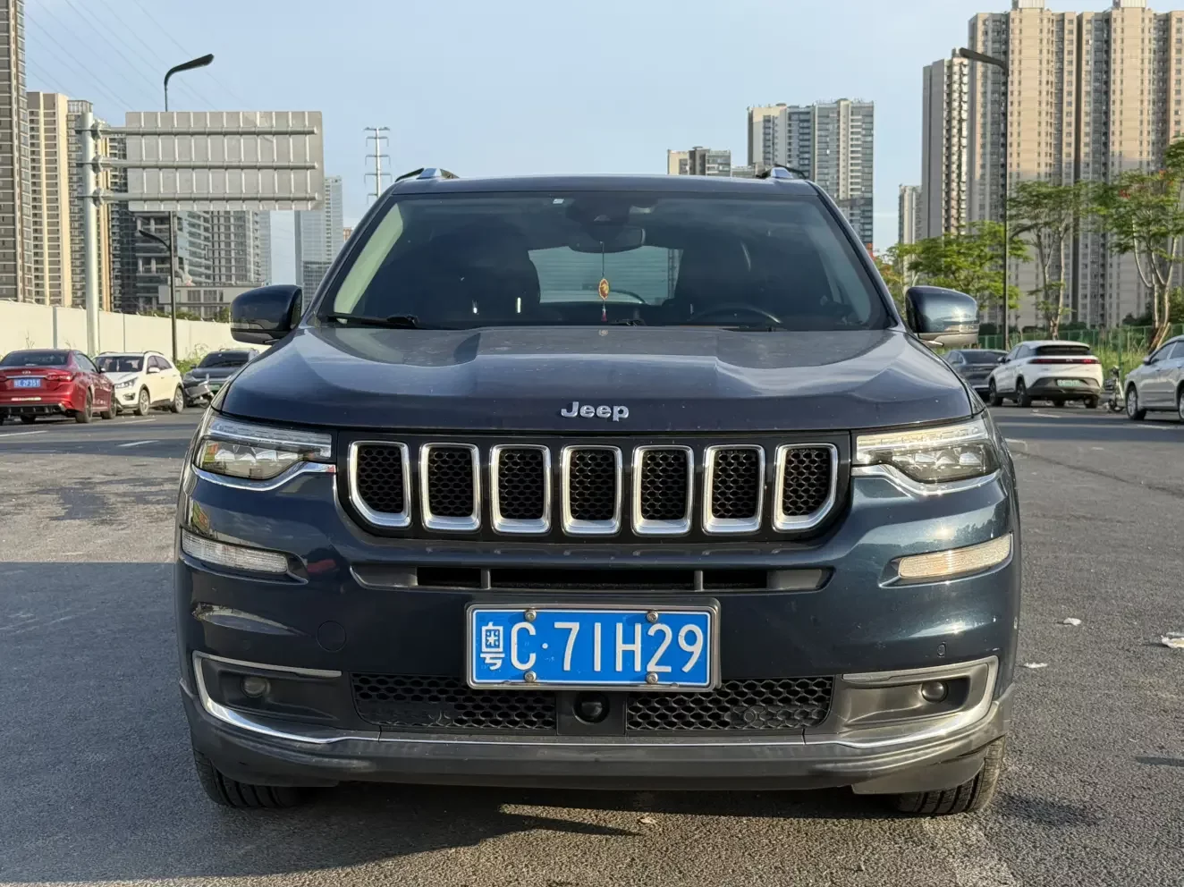Jeep grand commander