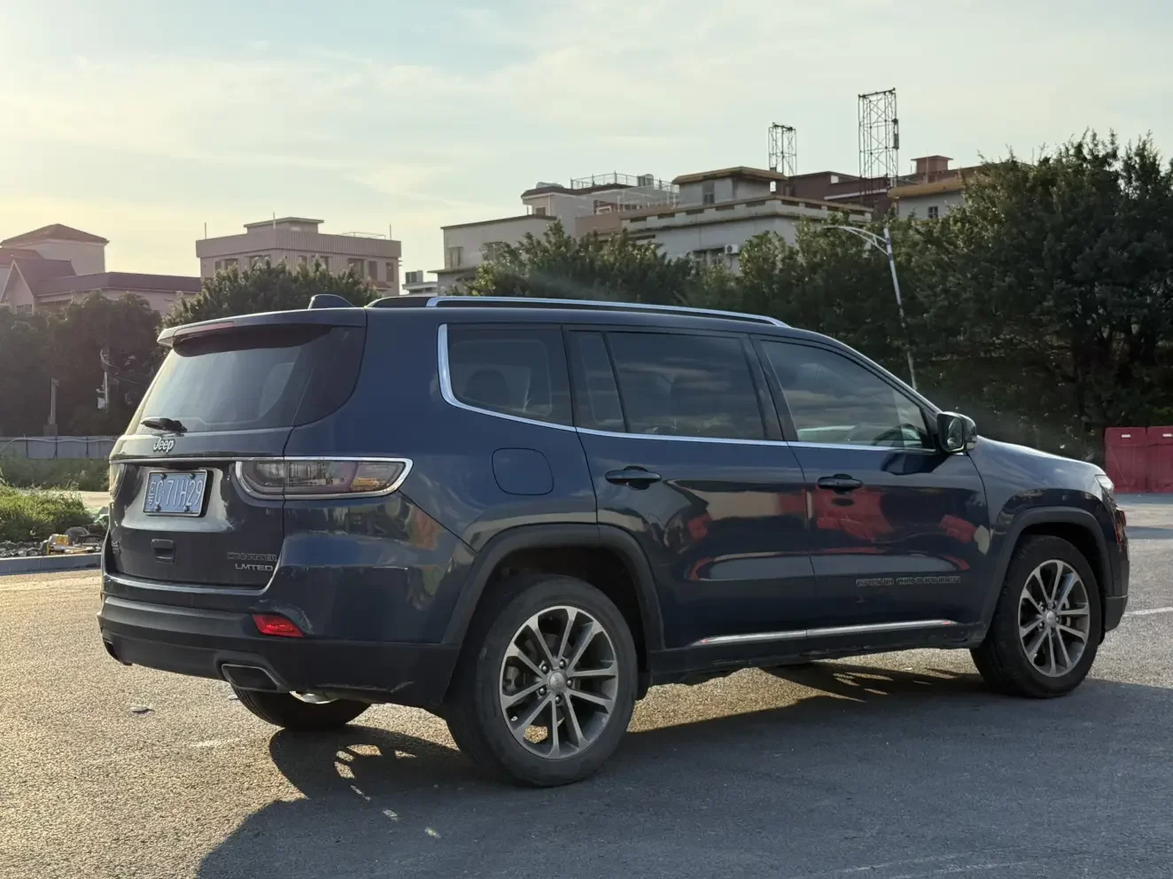 Jeep grand commander
