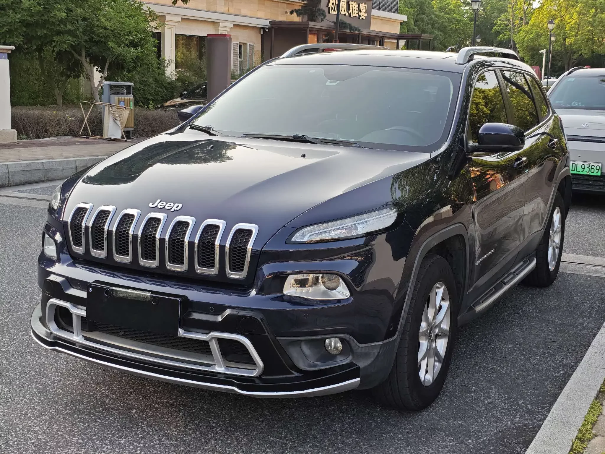 Jeep Cherokee  из Китая