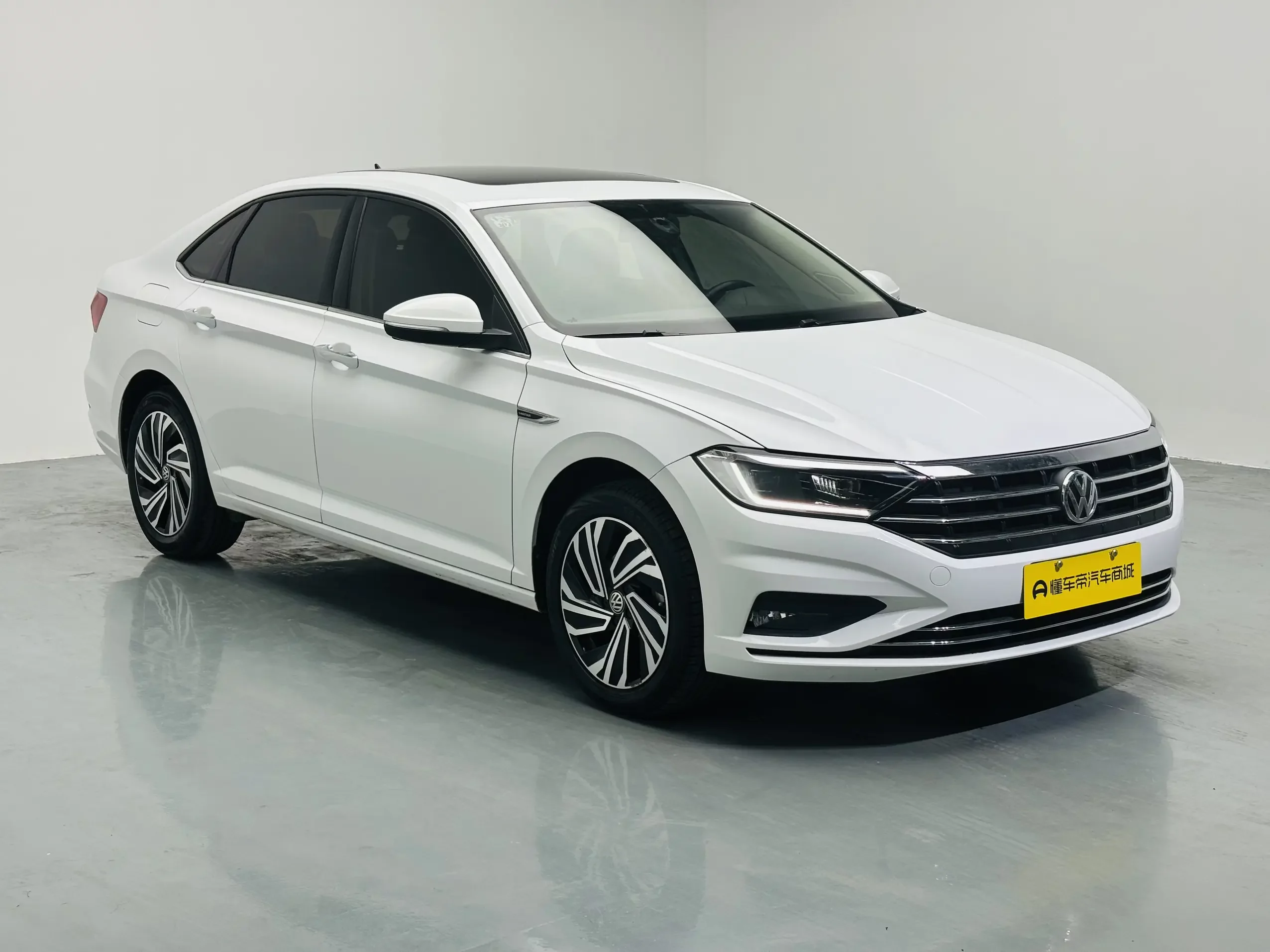 Volkswagen Sagitar