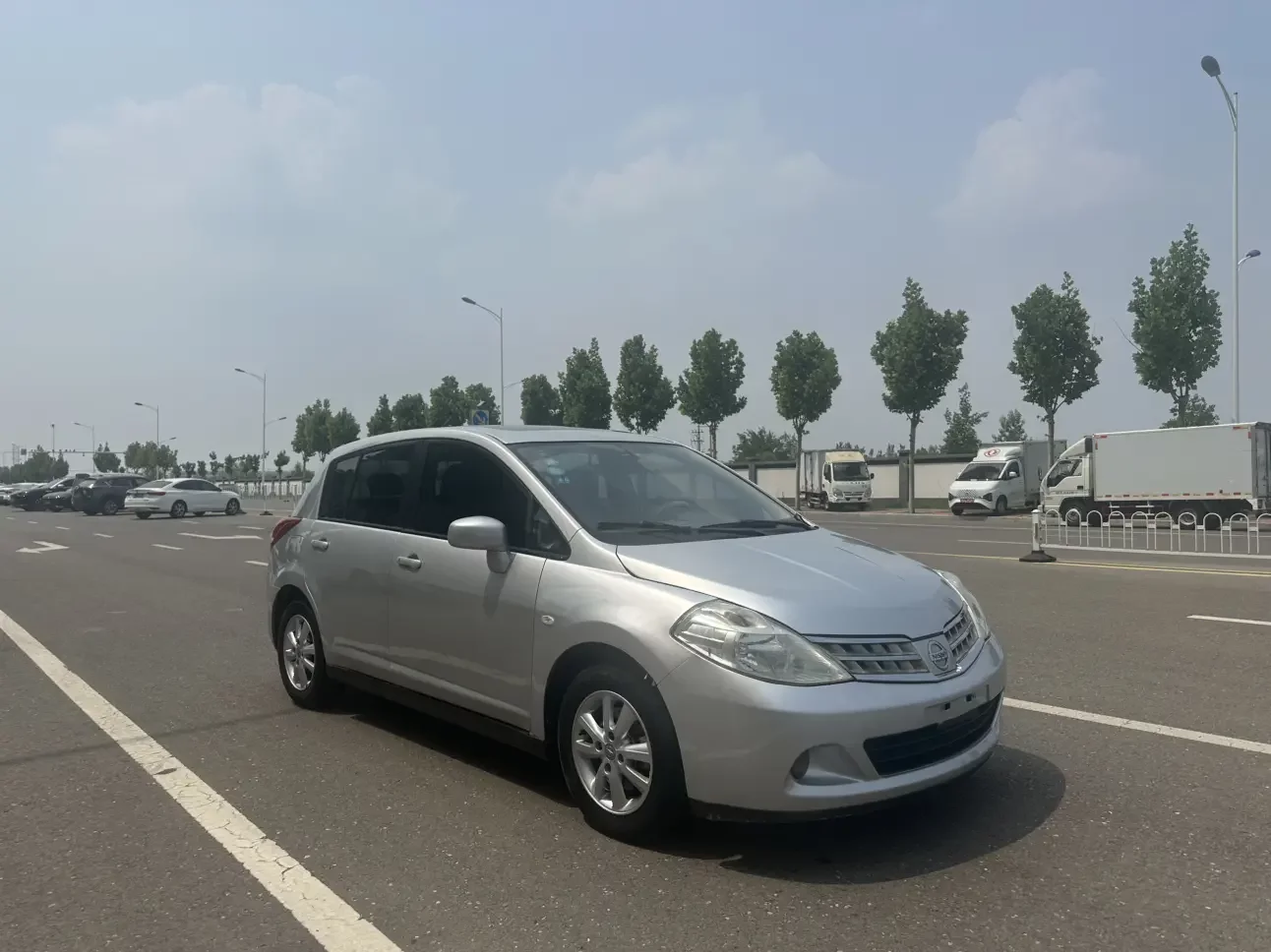 Nissan Tiida