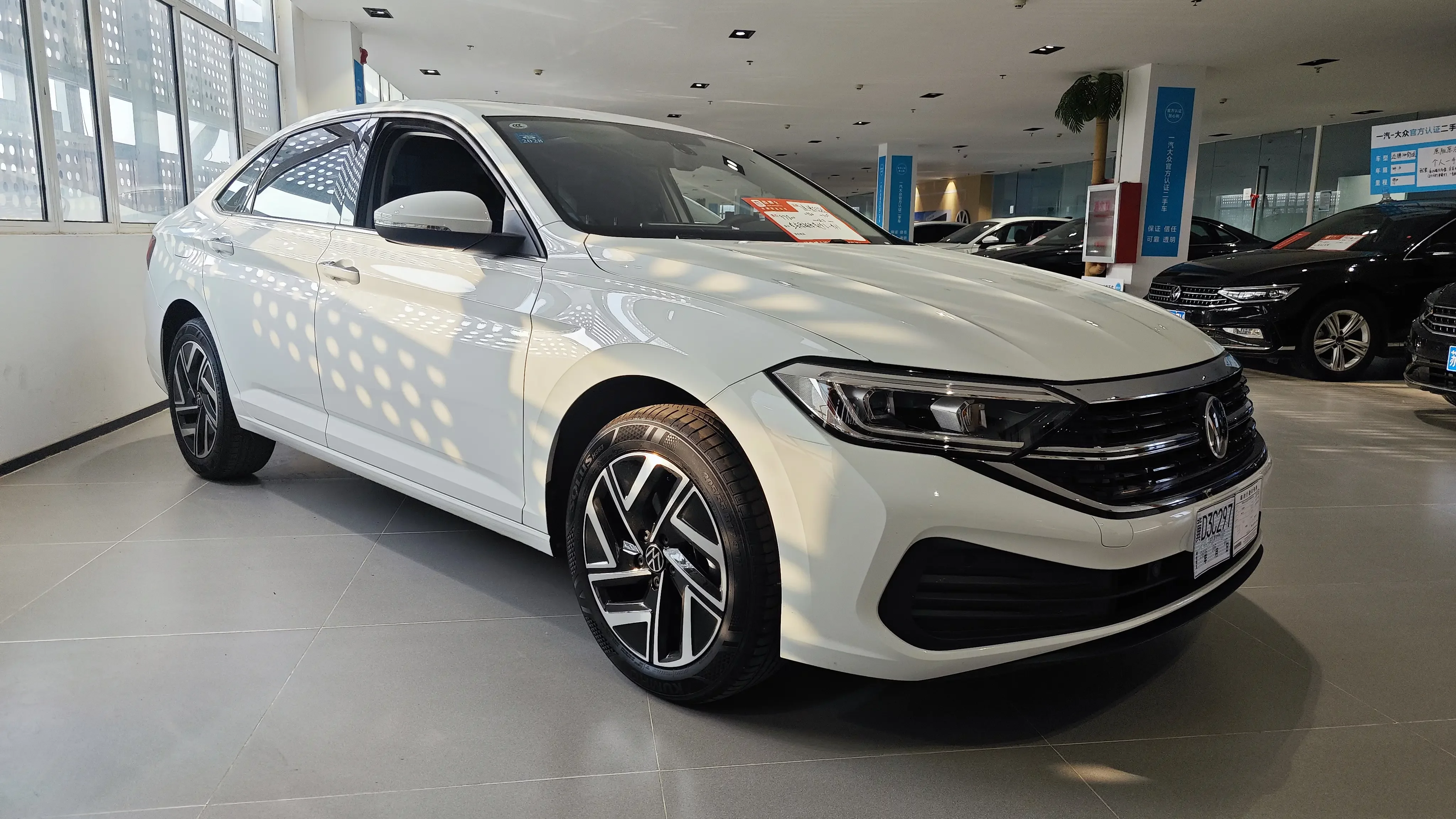 Volkswagen Sagitar