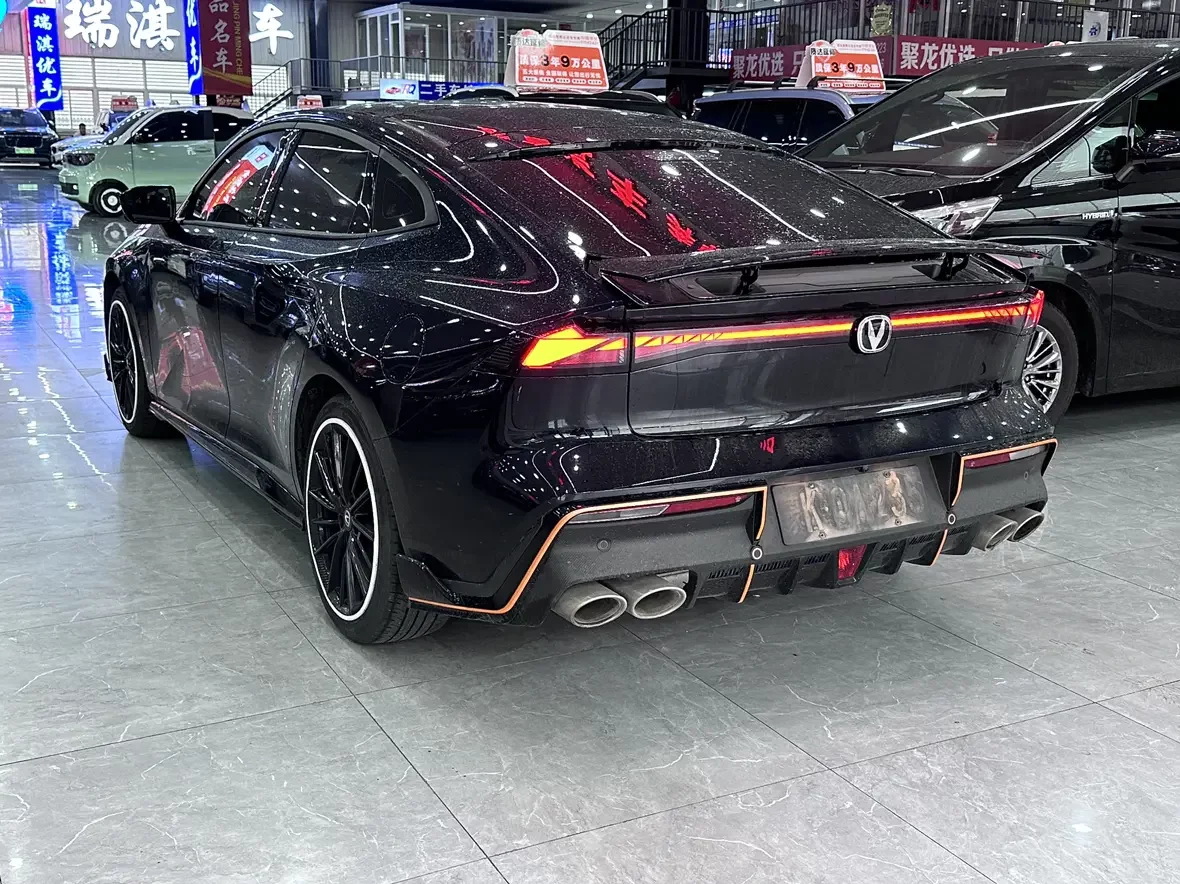 Changan UNI-V