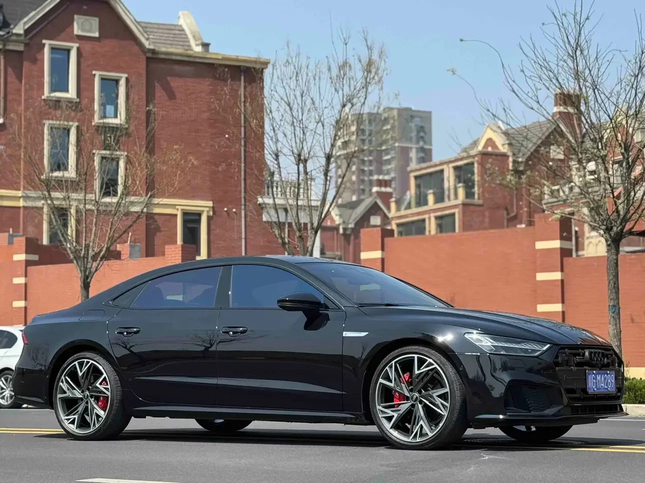 Audi A7L