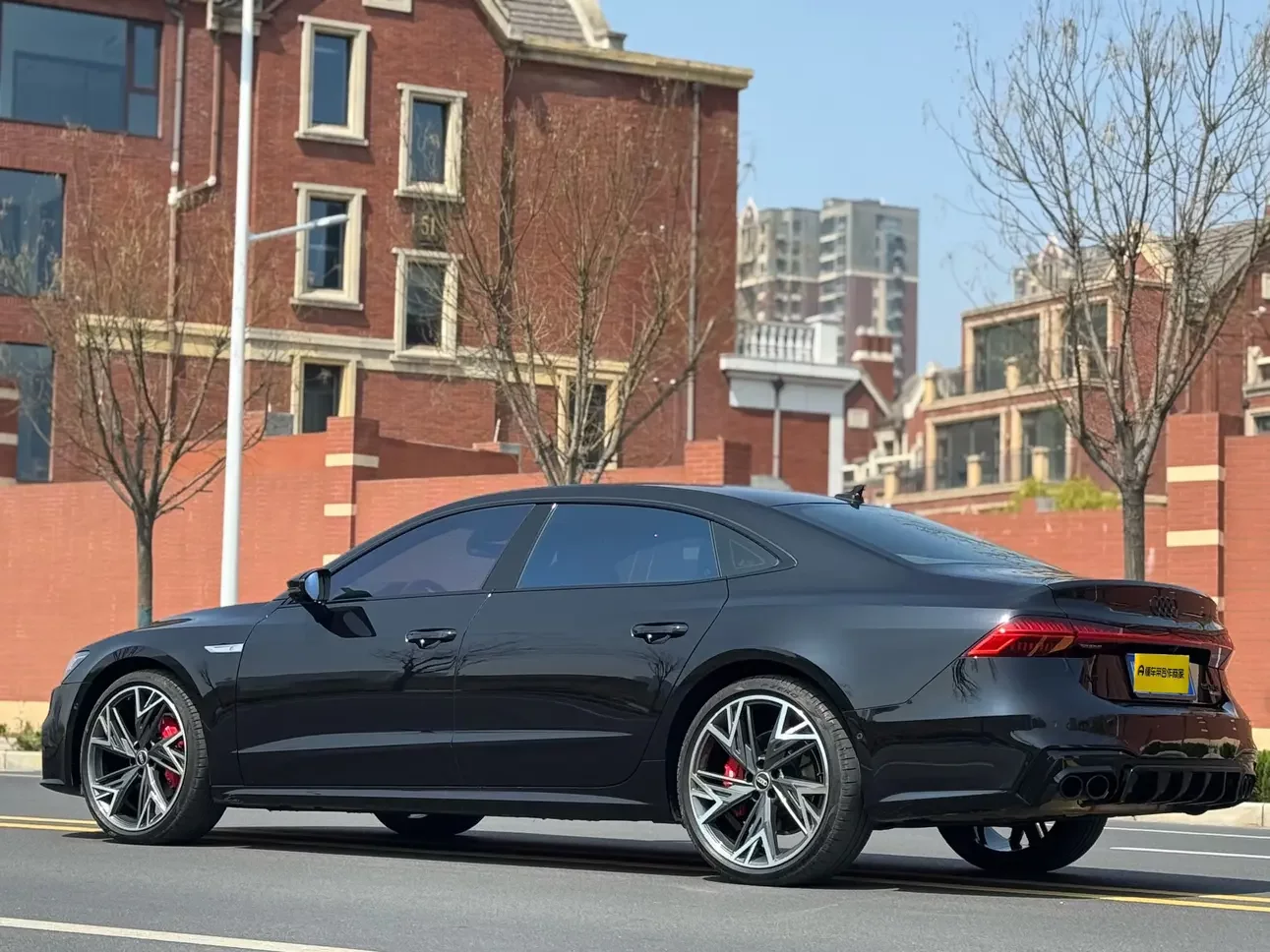 Audi A7L