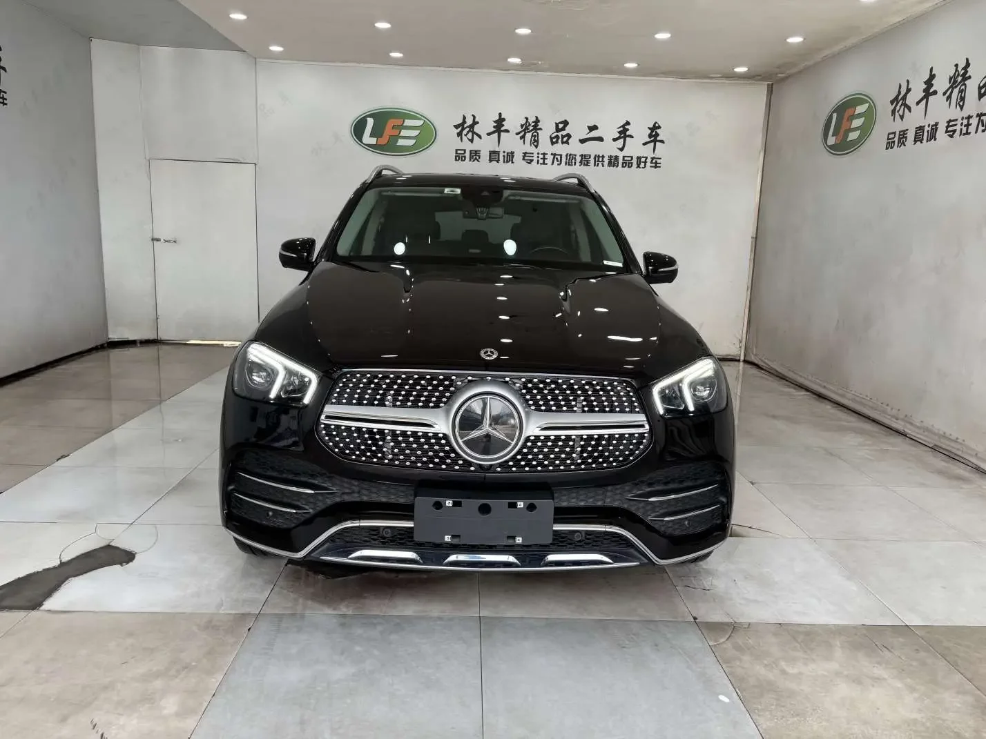 Mercedes-Benz GLE (Imported)