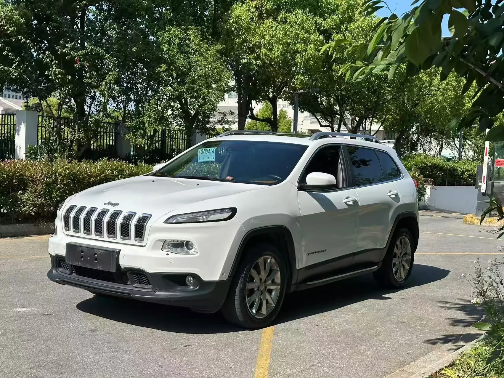 Jeep Cherokee
