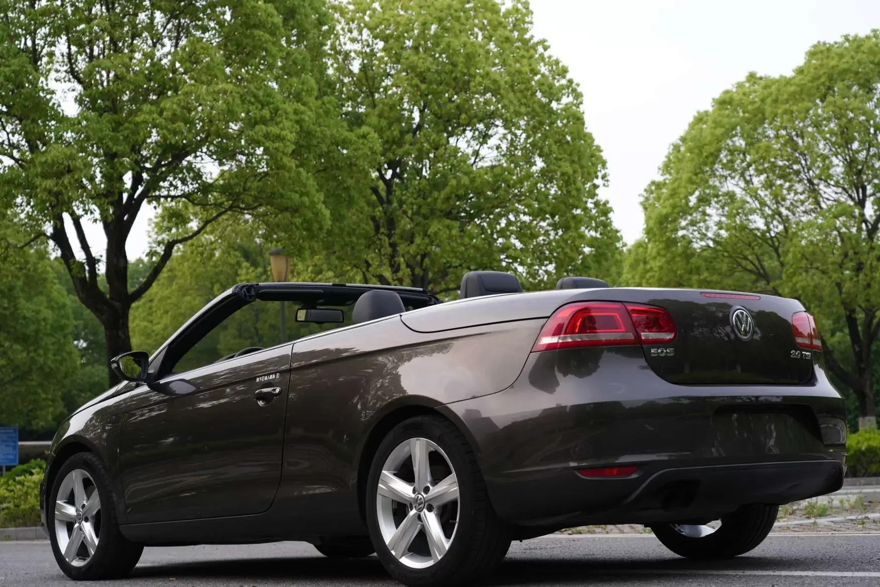 Volkswagen Eos