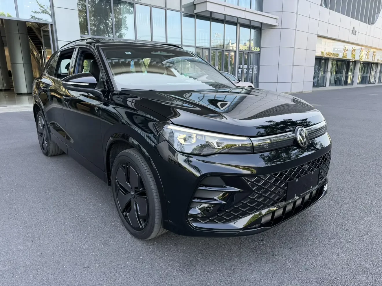 Volkswagen Tiguan L