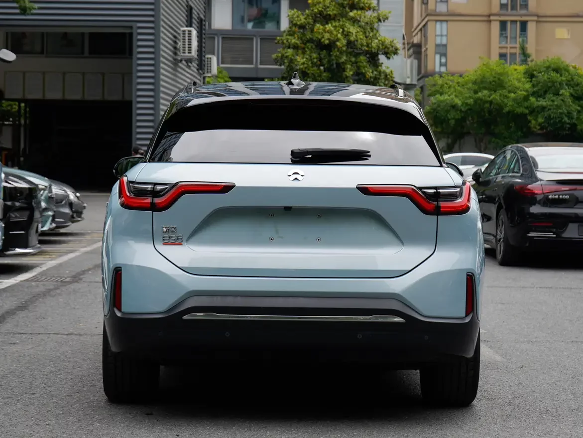 NIO ES6