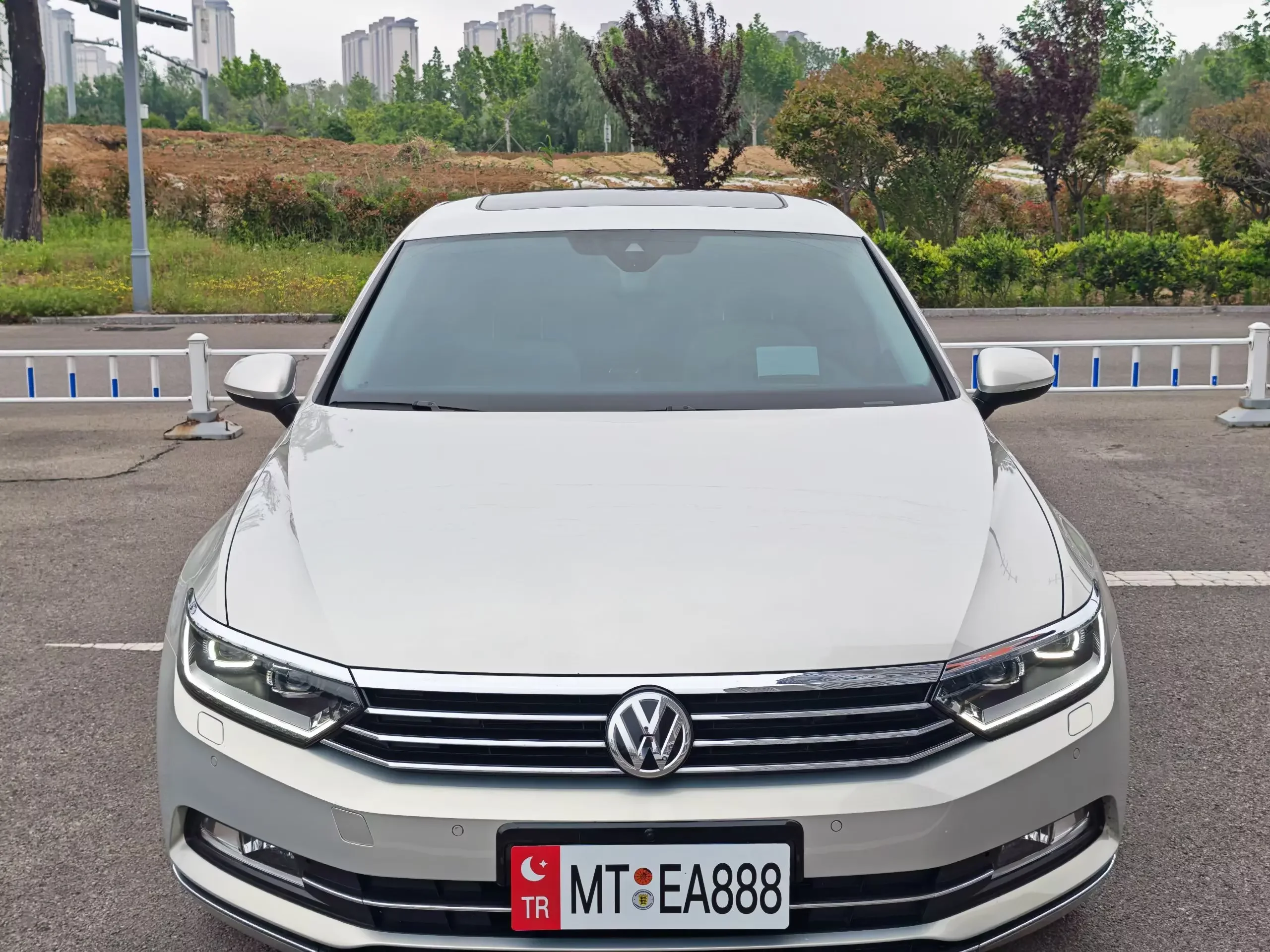 Volkswagen Magotan
