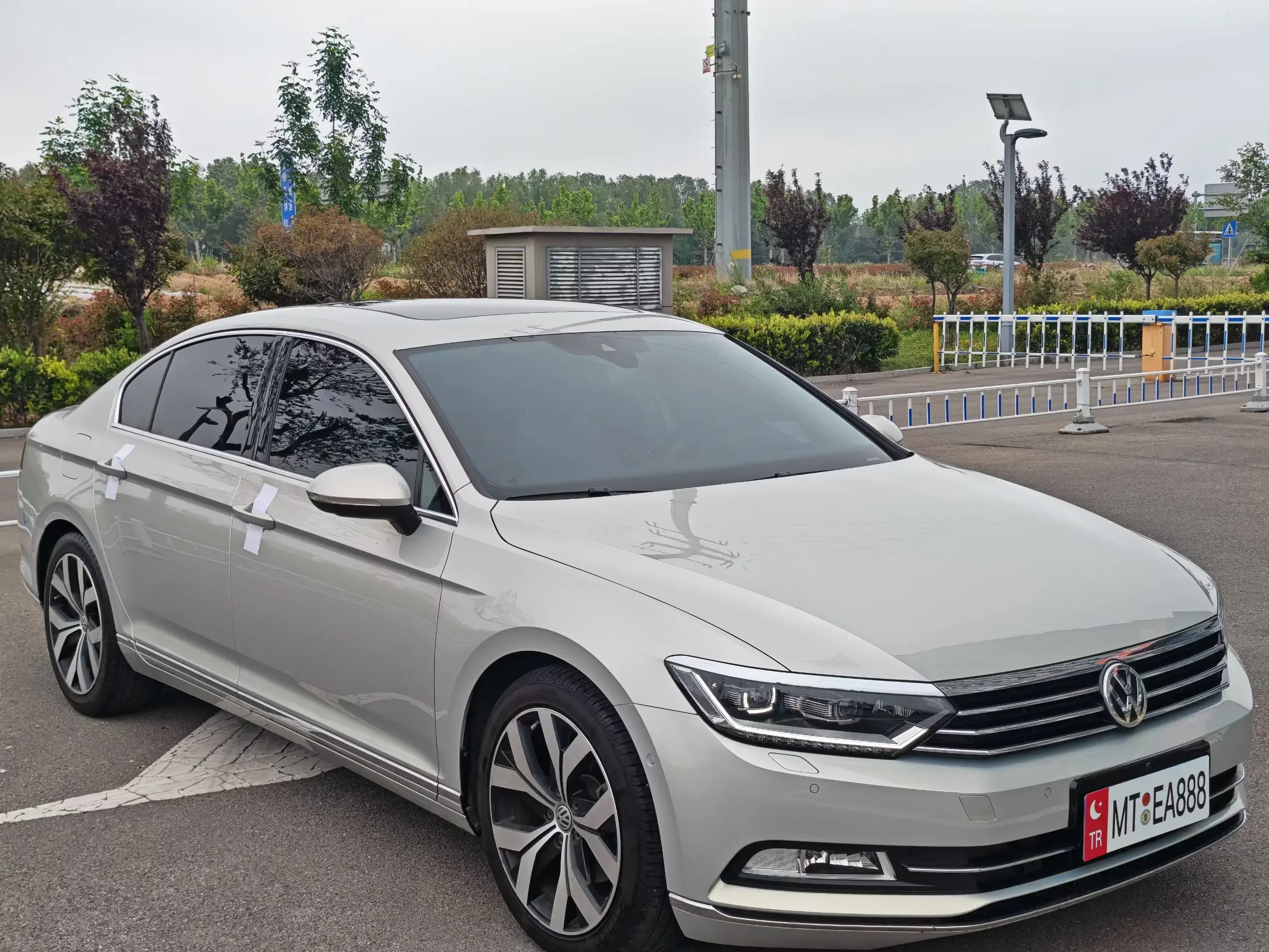 Volkswagen Magotan