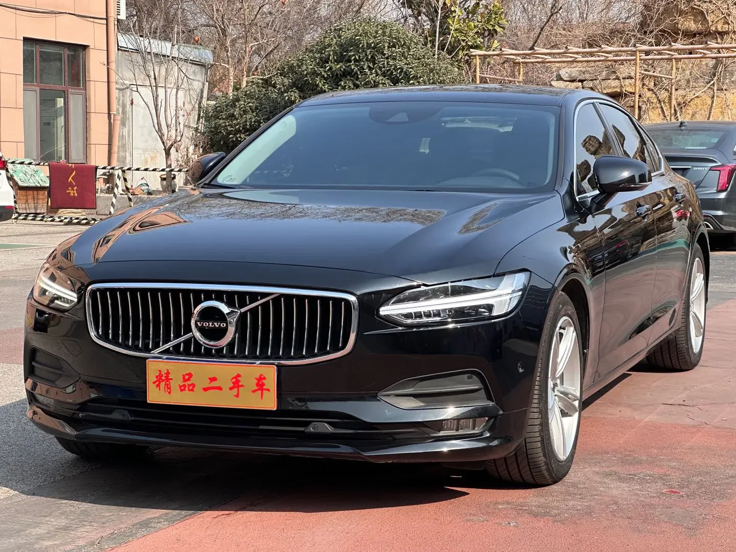 Volvo S90