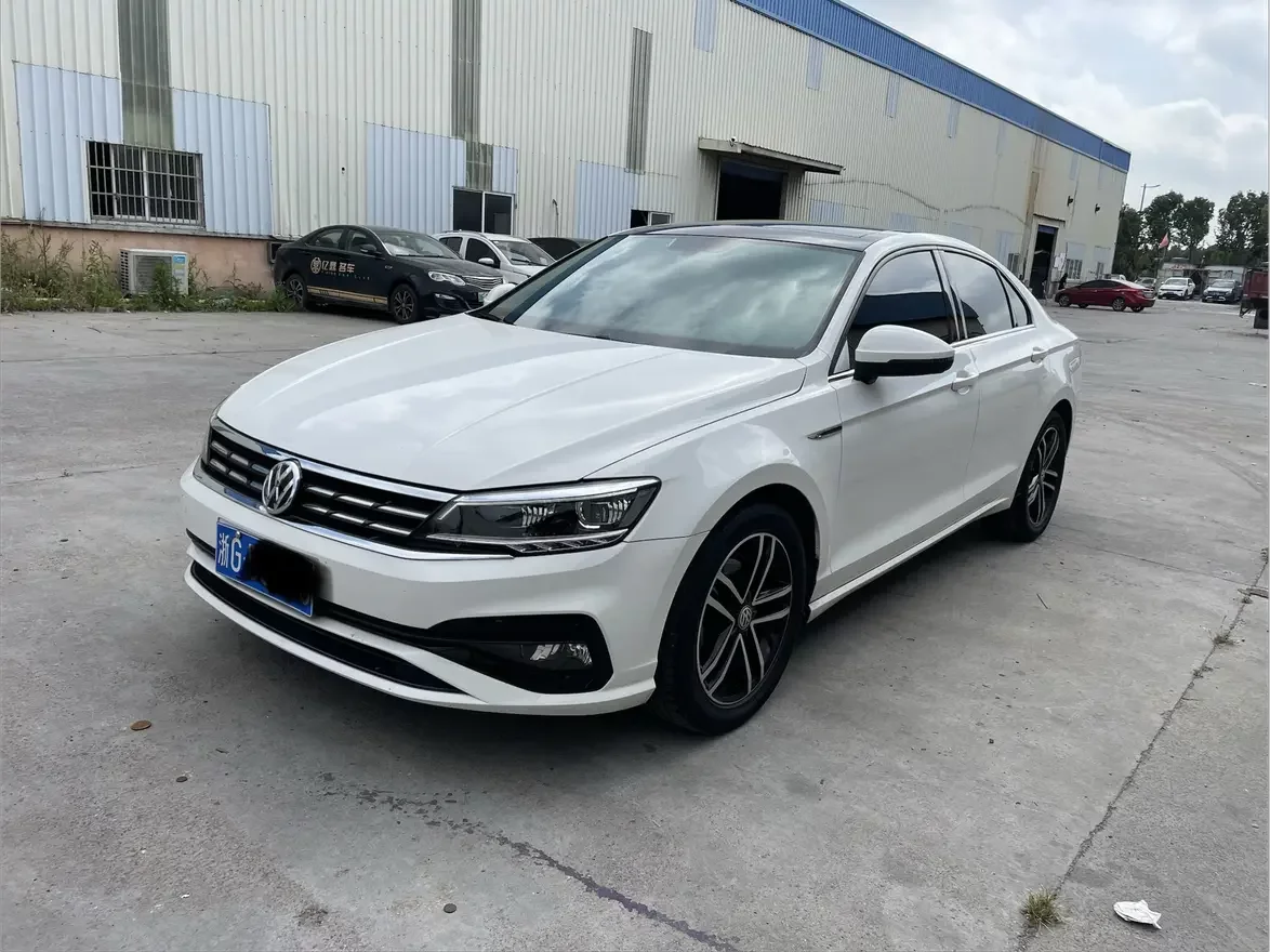 Volkswagen Lamando