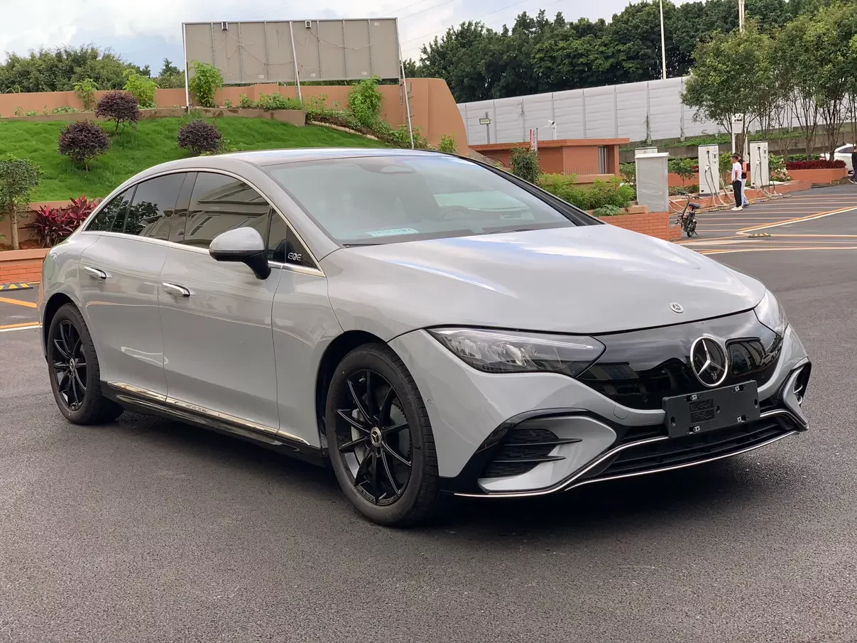 Mercedes-Benz EQE