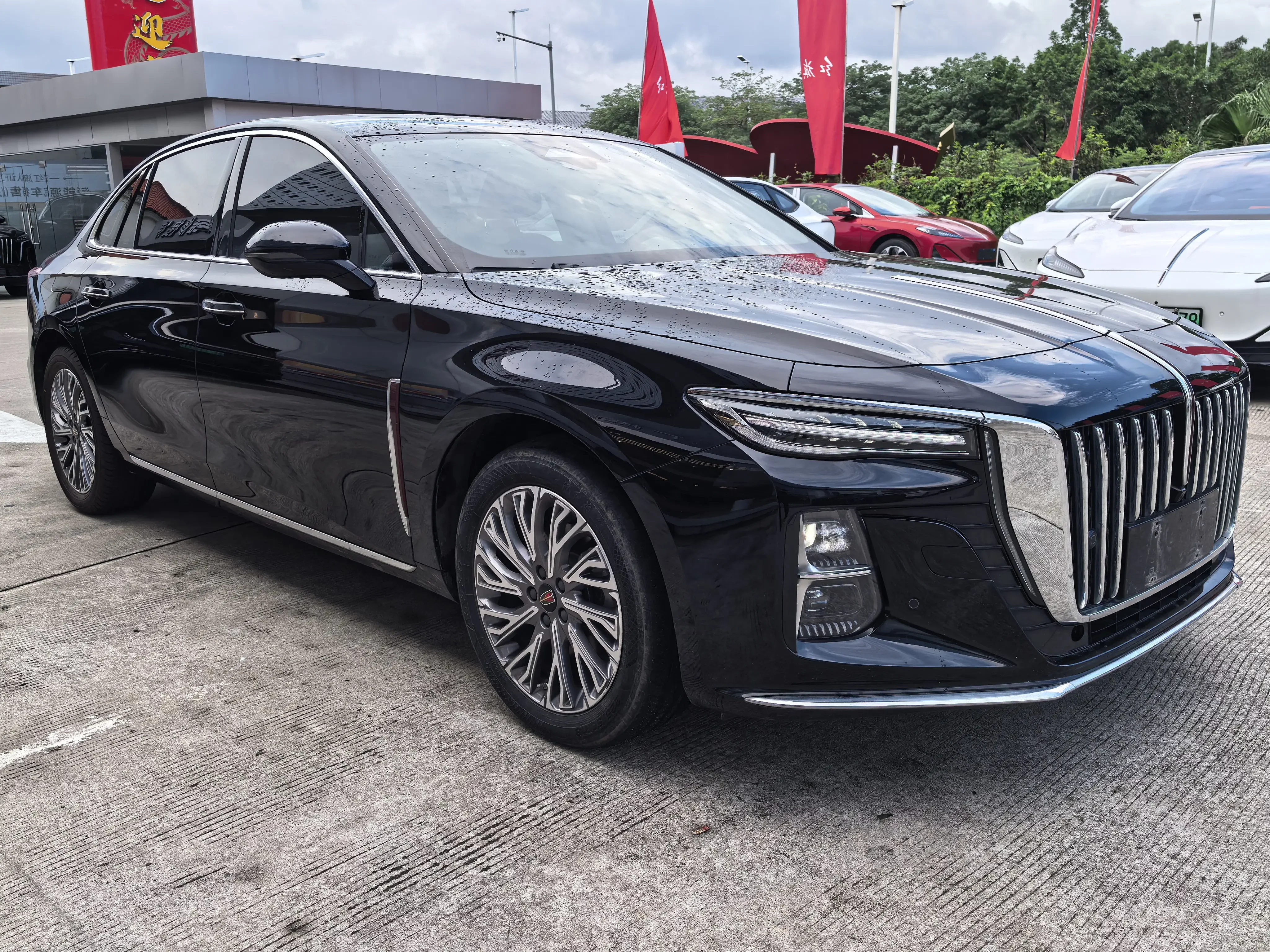 Hongqi H5