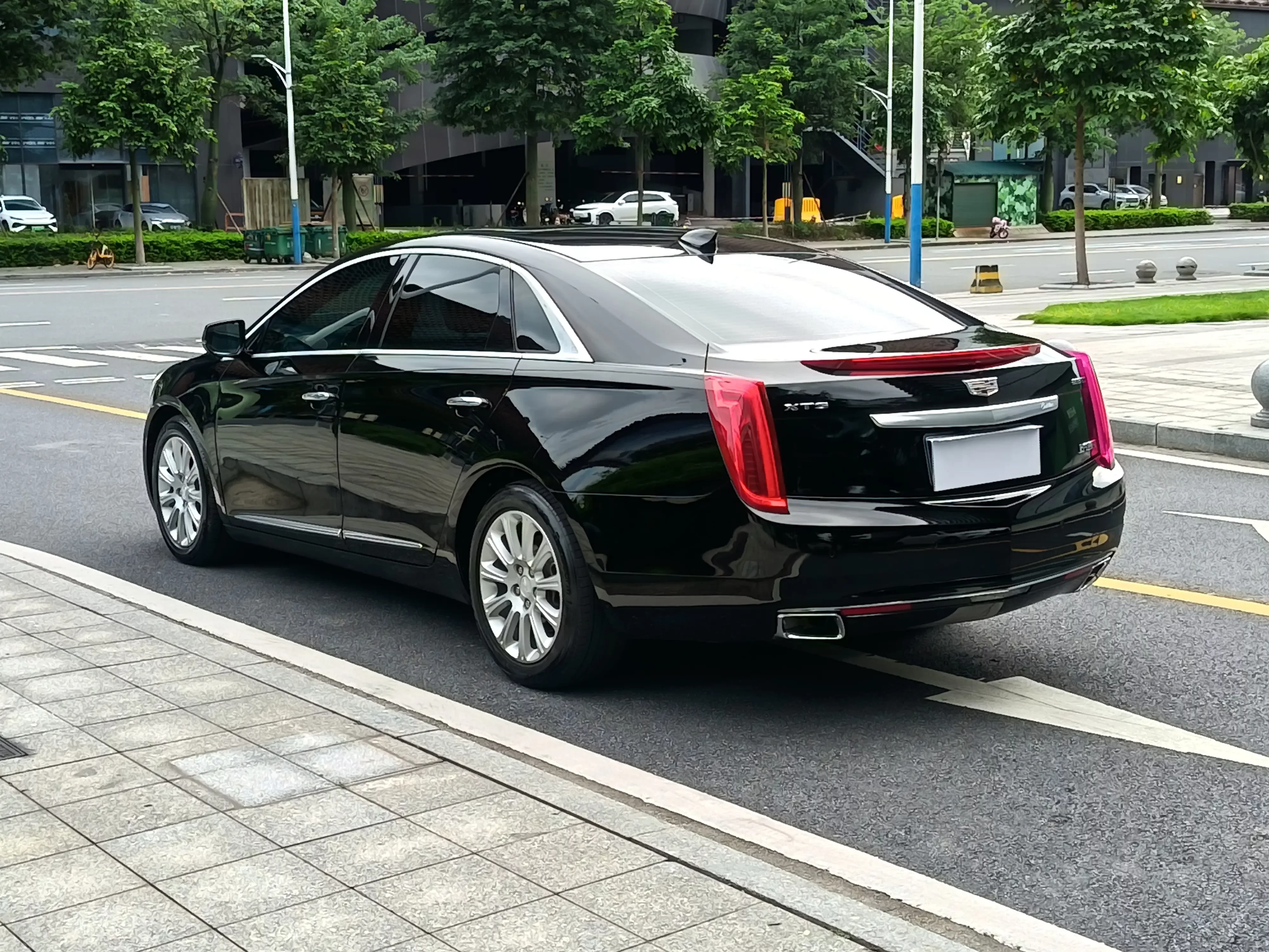 Cadillac XTS