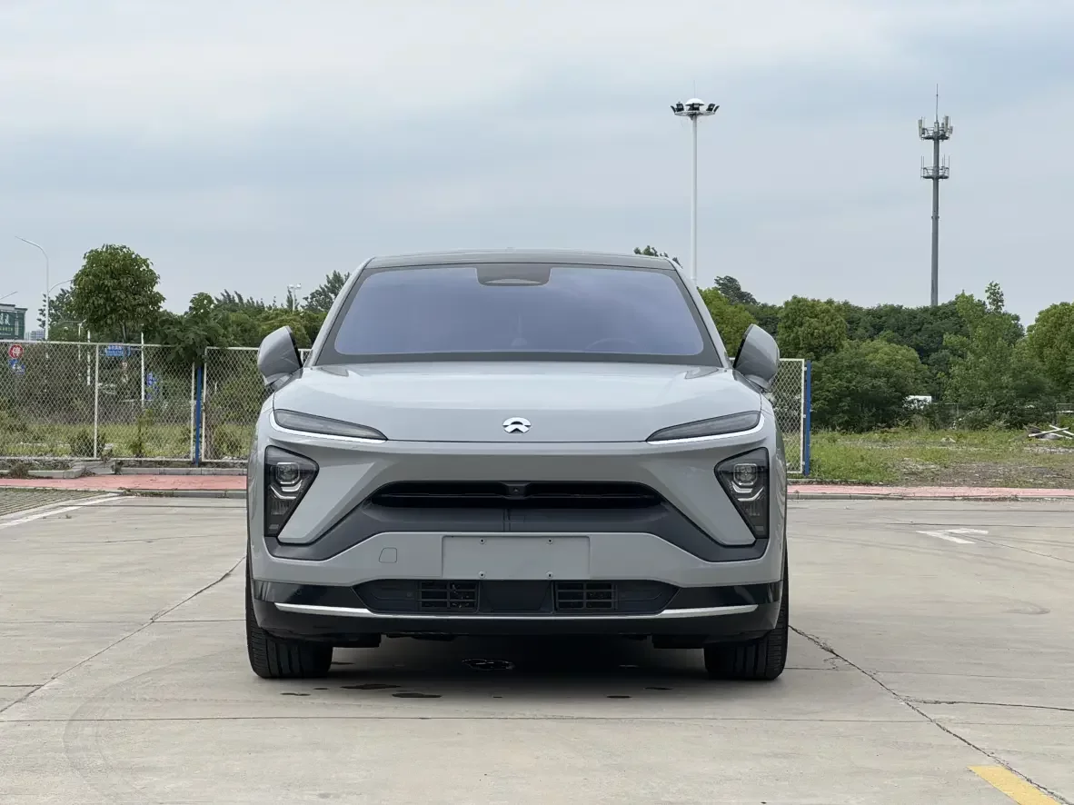 NIO EC6