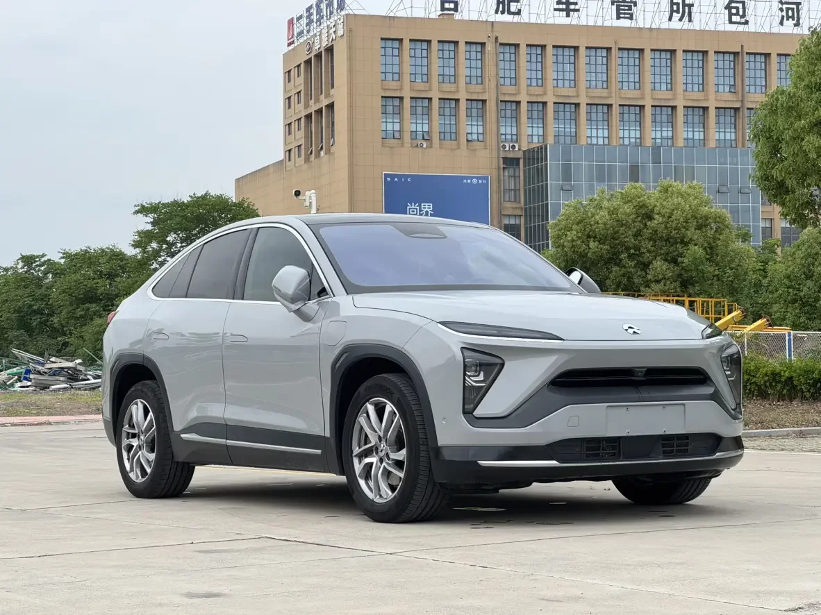 NIO EC6