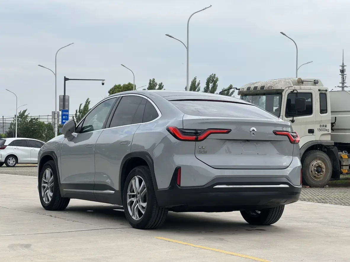 NIO EC6