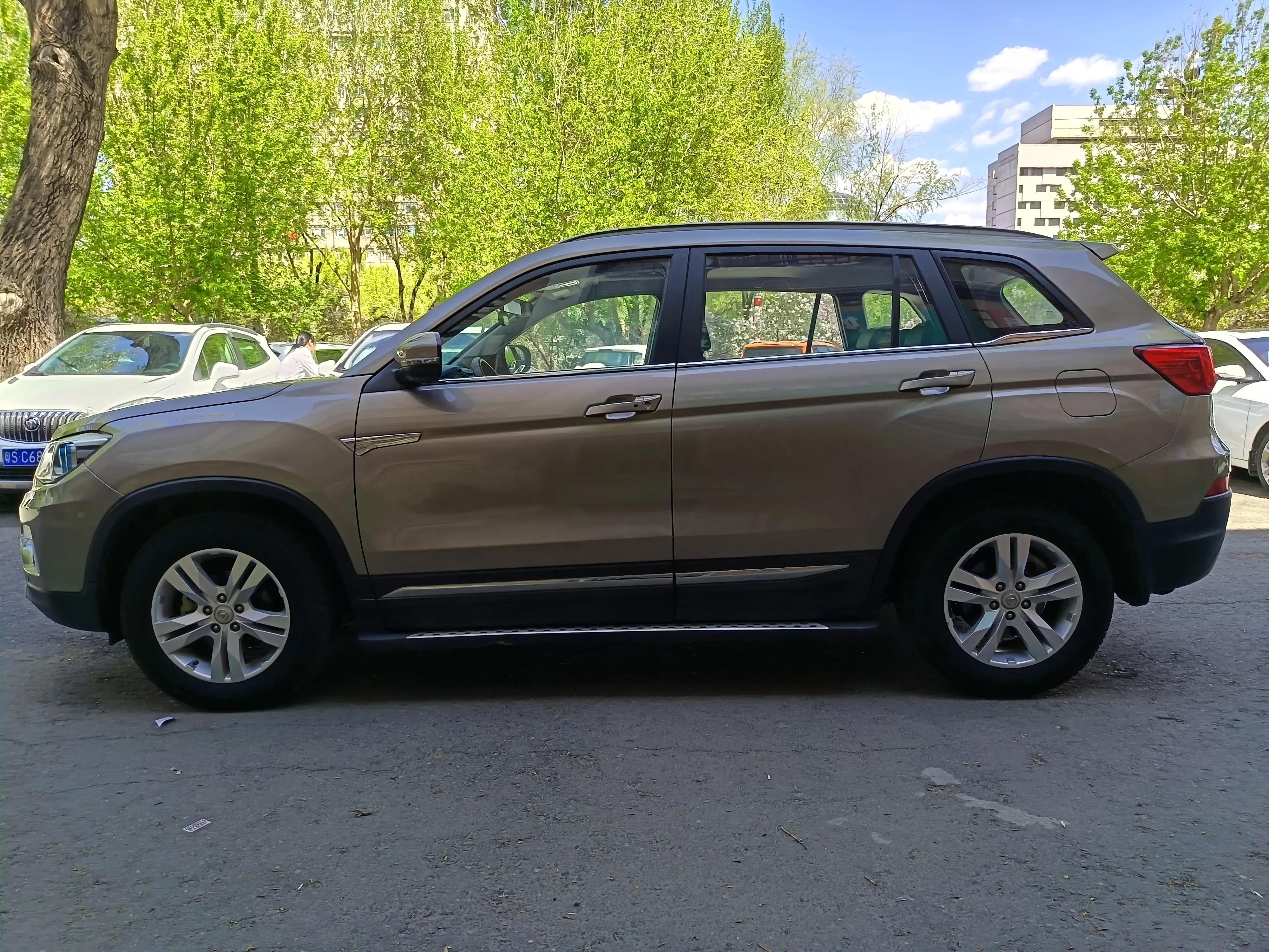 Changan CS75