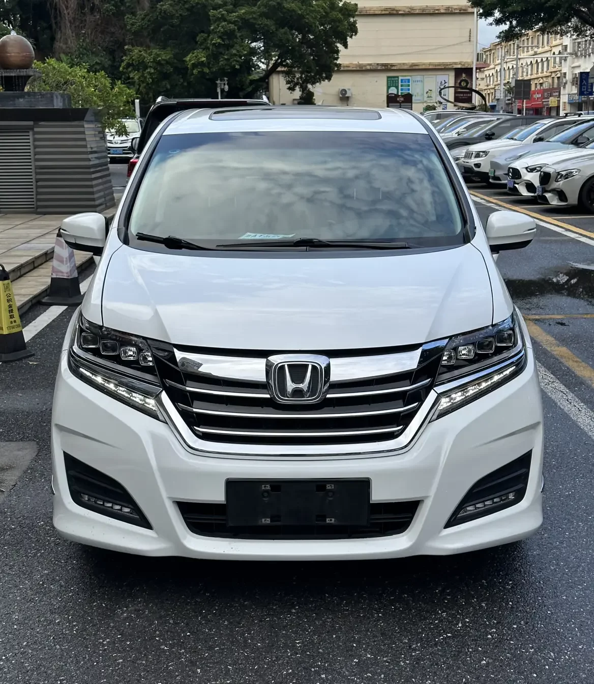 Honda Elysion
