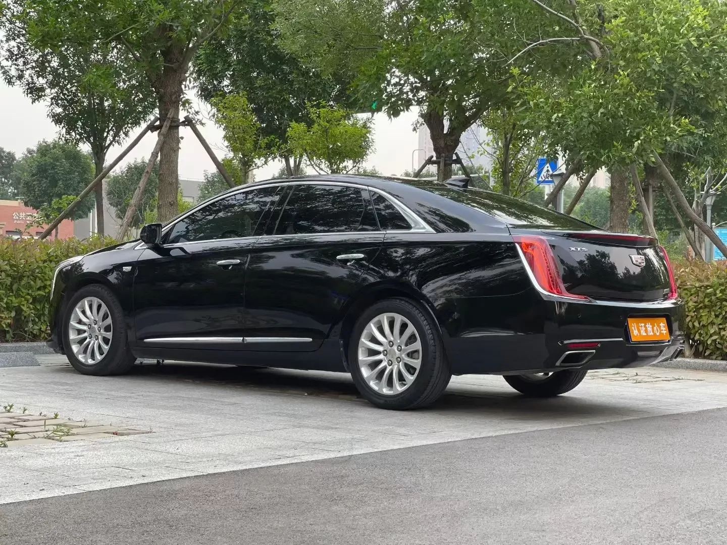 Cadillac XTS
