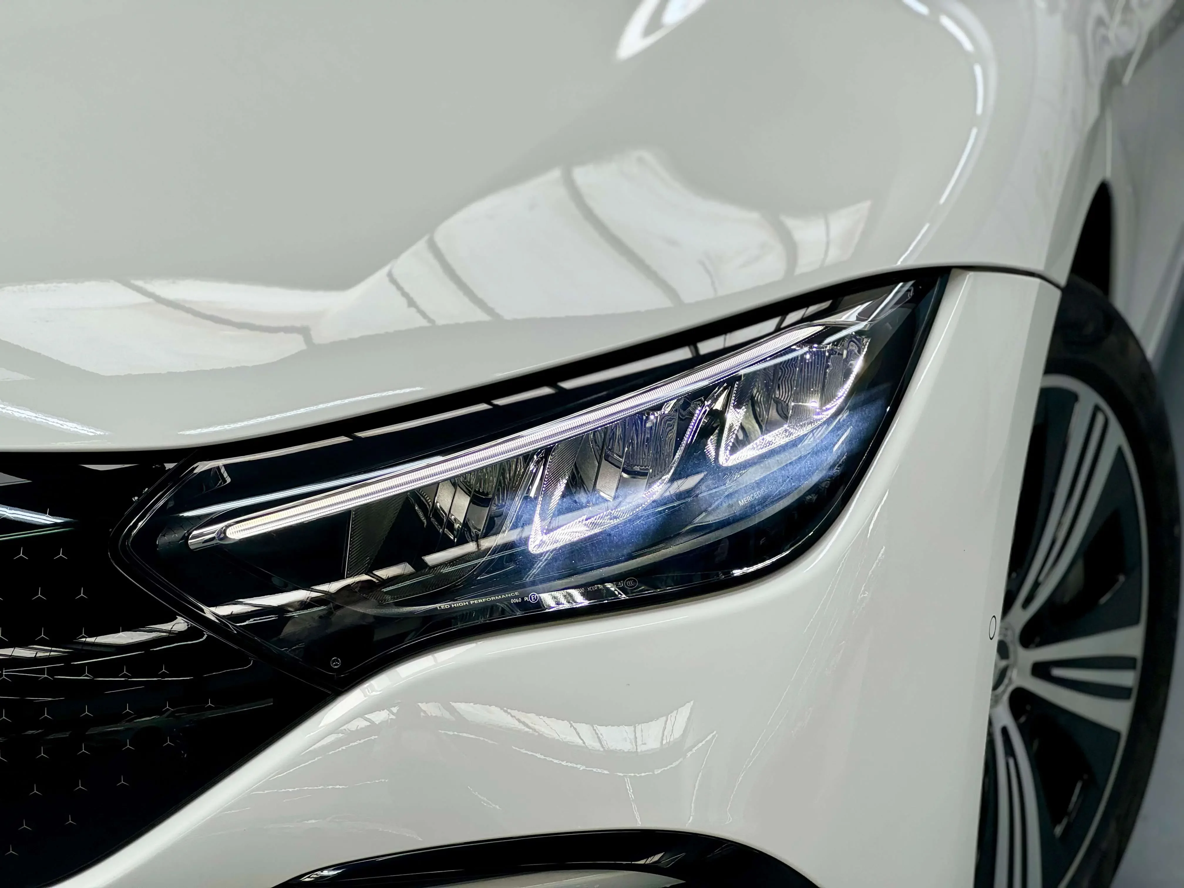 Mercedes-Benz EQE