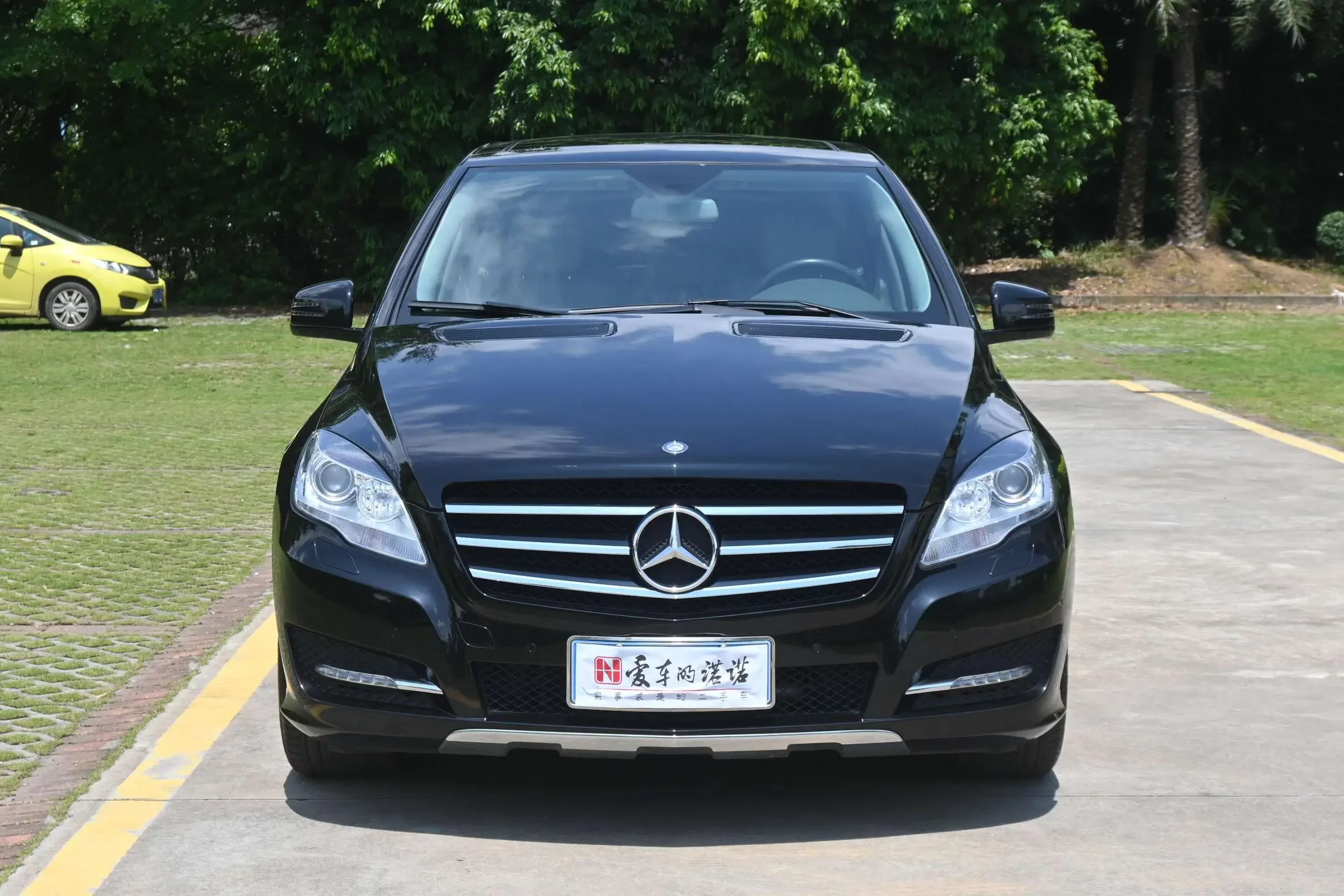 Mercedes-Benz R-Class
