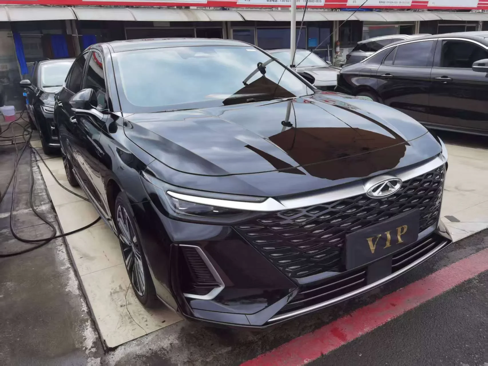 Chery Arrizo 8