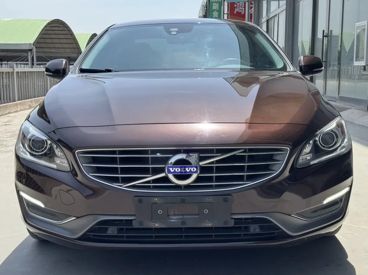 Volvo S60