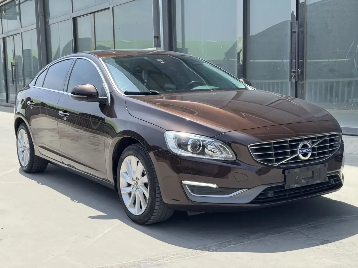 Volvo S60