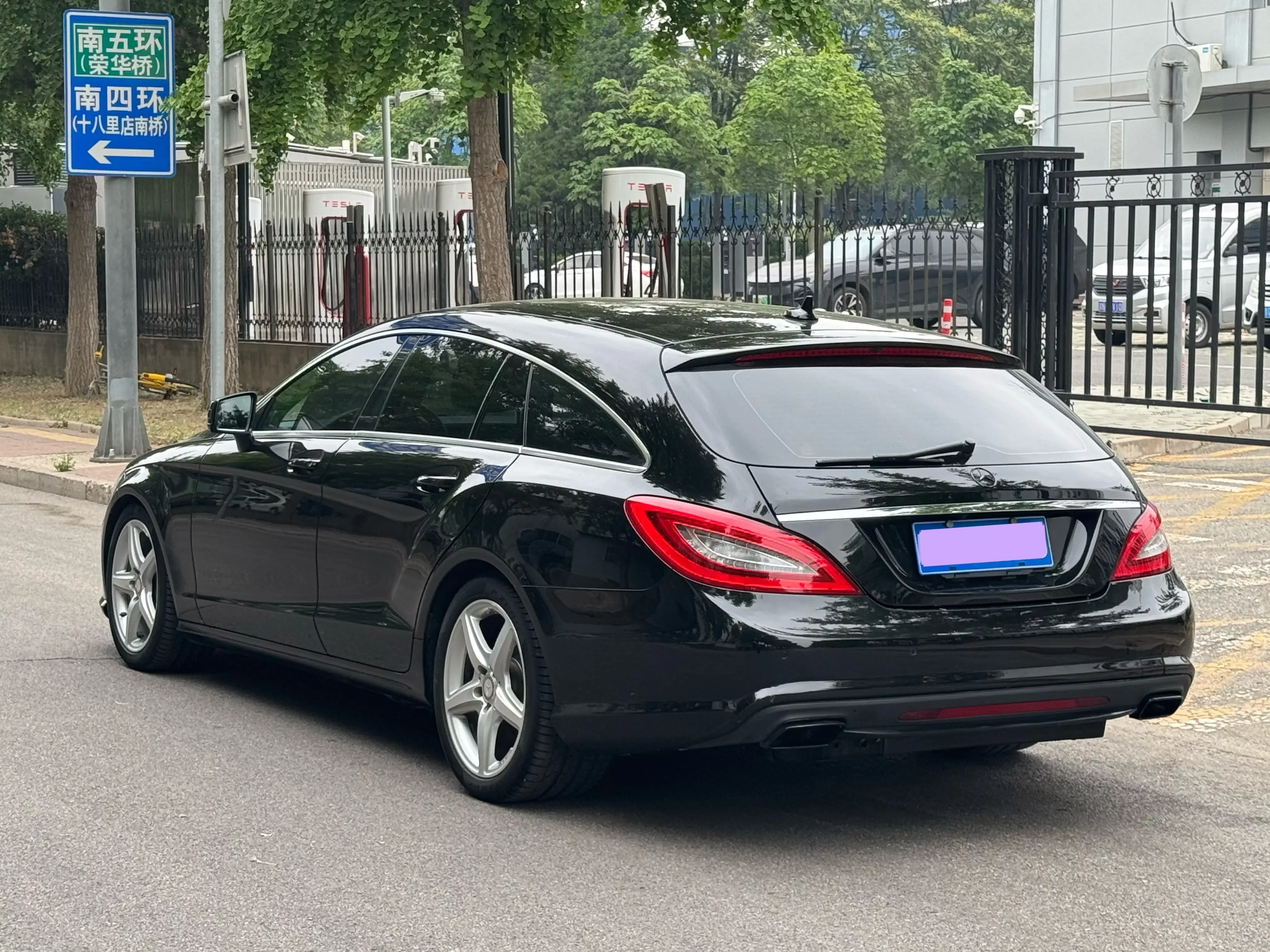 Mercedes-Benz CLS