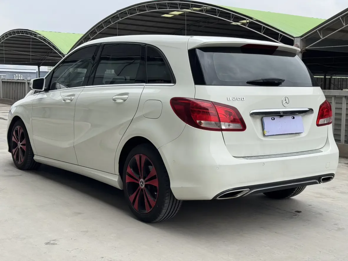 Mercedes-Benz B Class