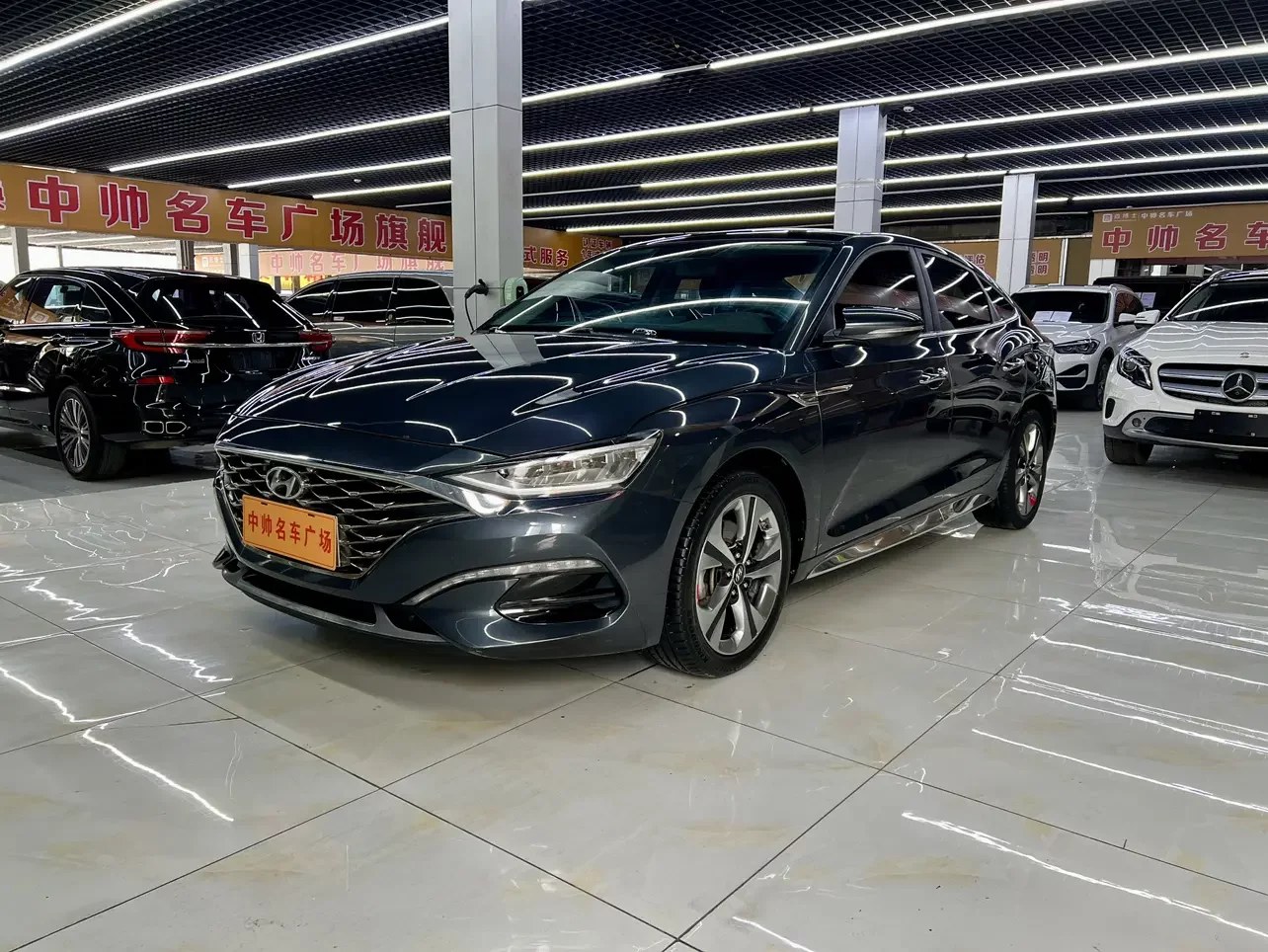 Hyundai Lafesta