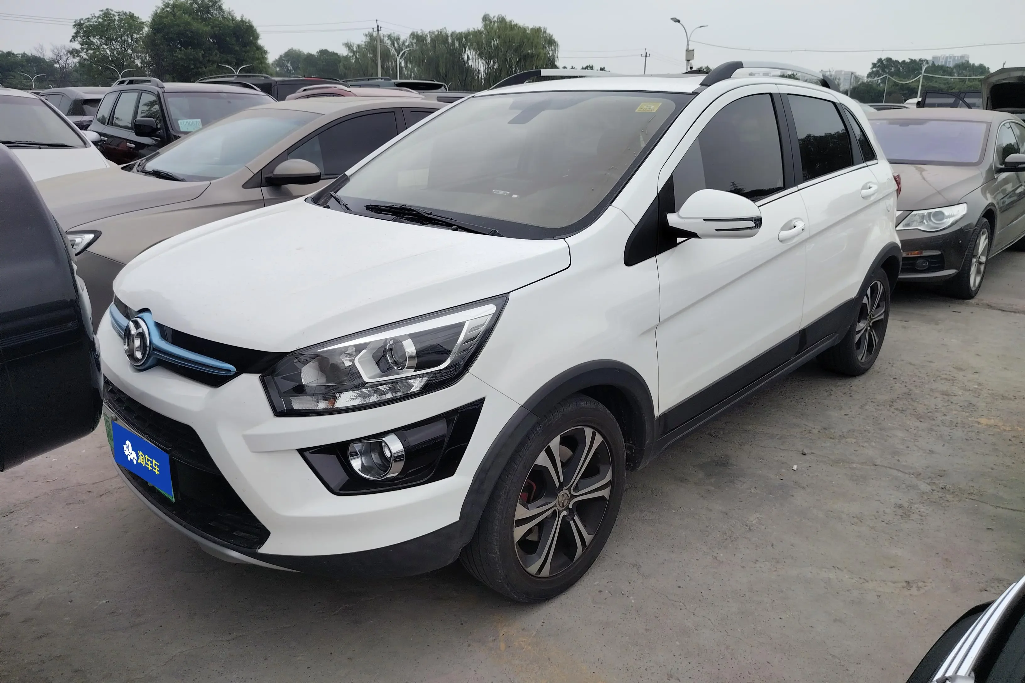 BAIC New Energy EX