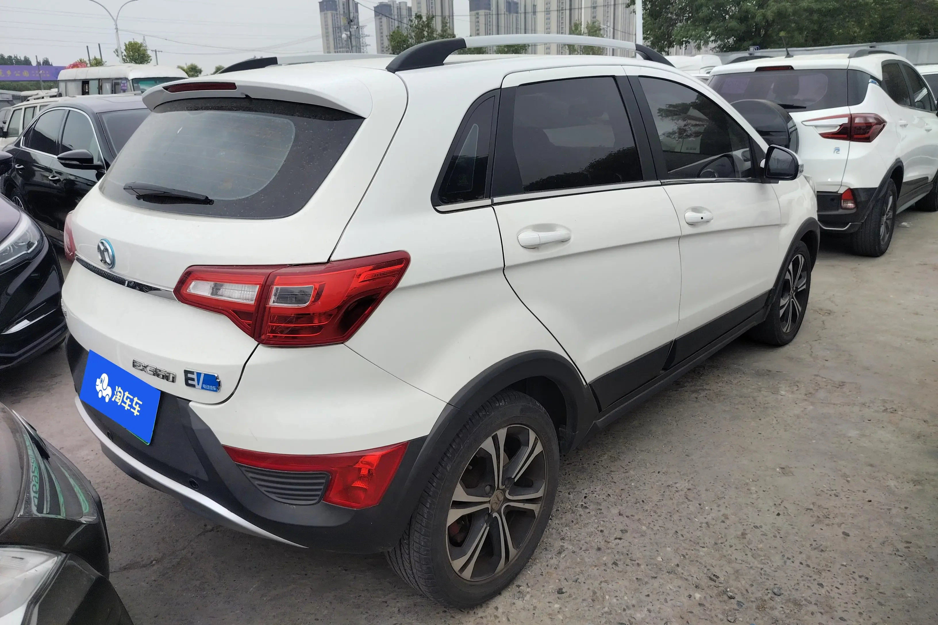 BAIC New Energy EX