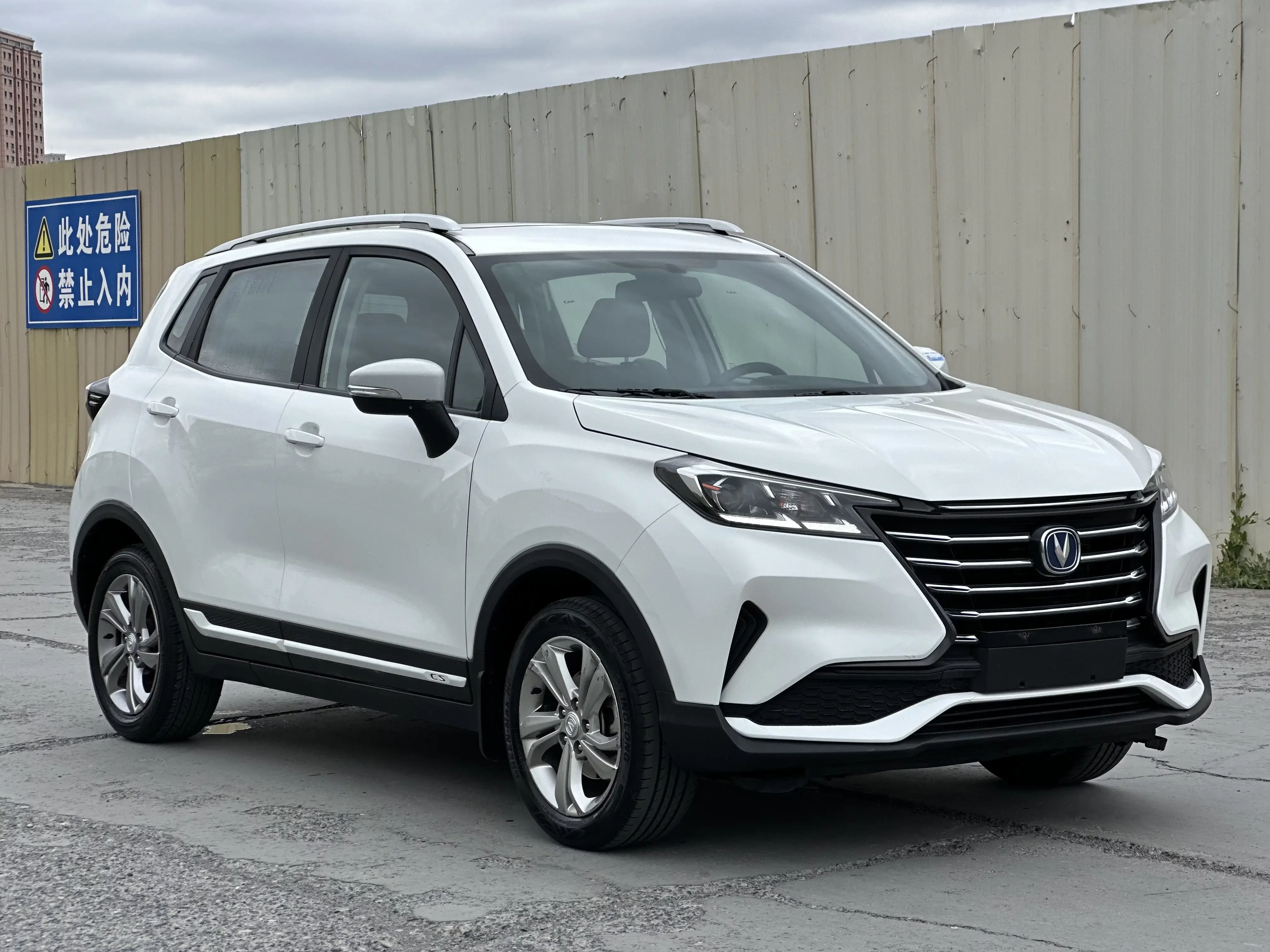 Changan CS15