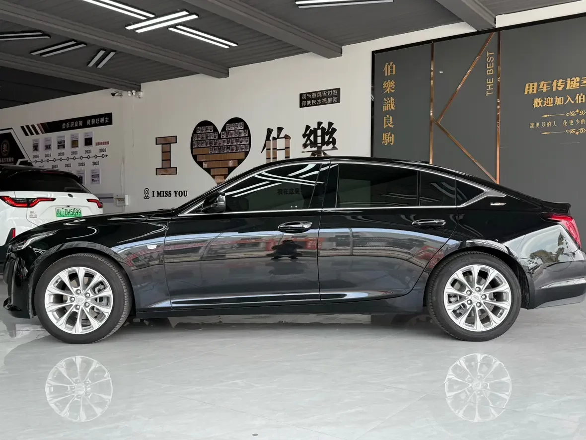 Cadillac CT5