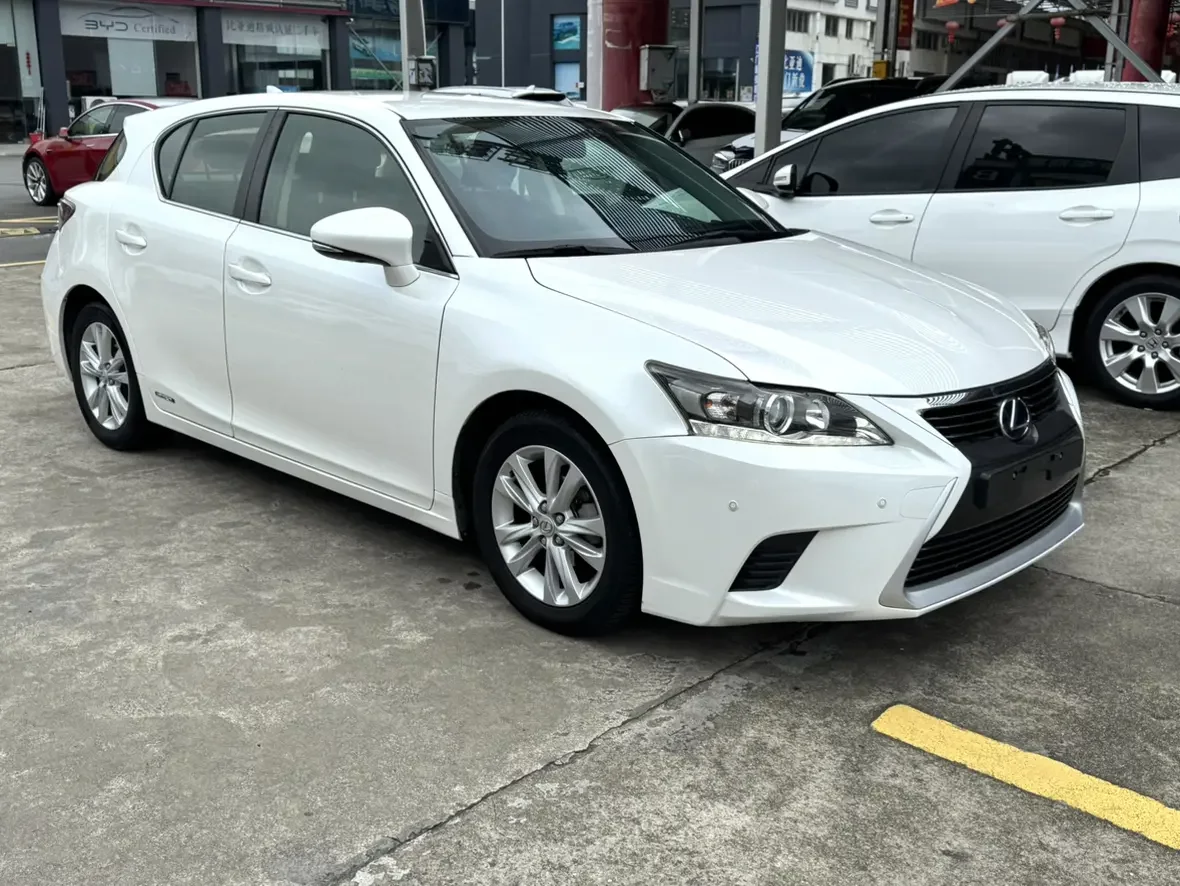 Lexus CT