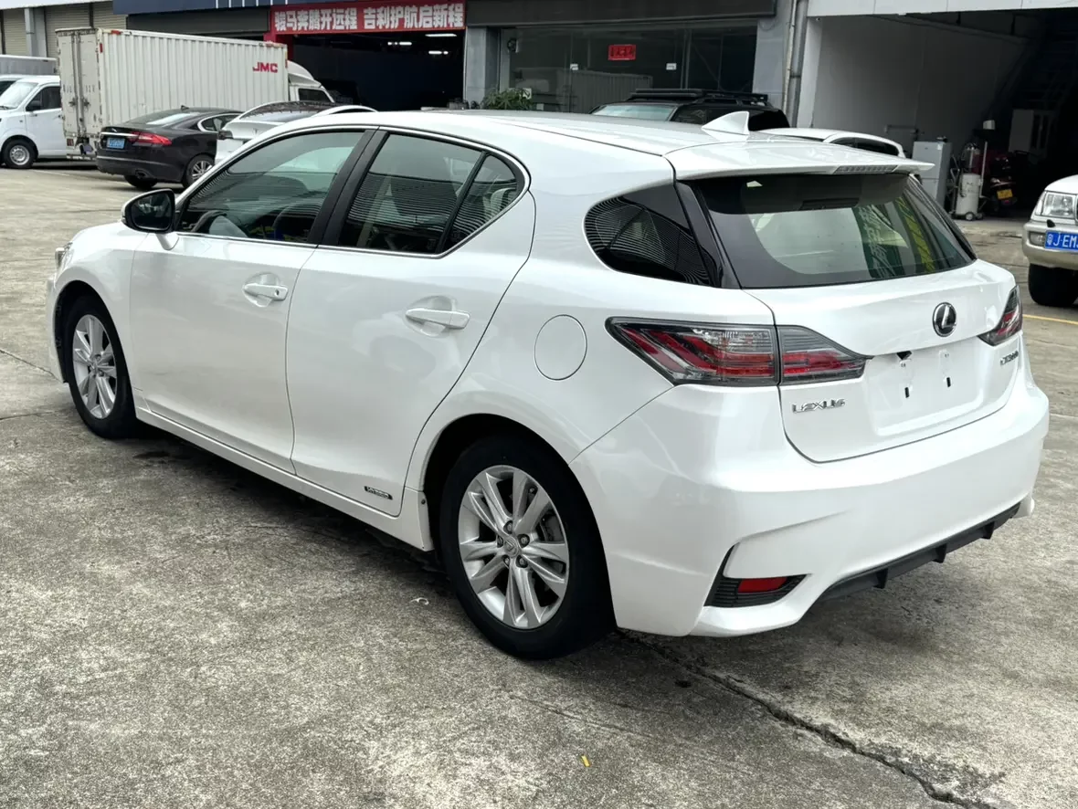 Lexus CT
